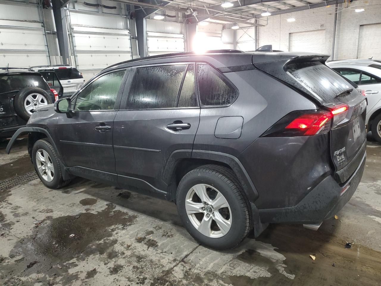 2019 Toyota Rav4 Xle - Фото 2