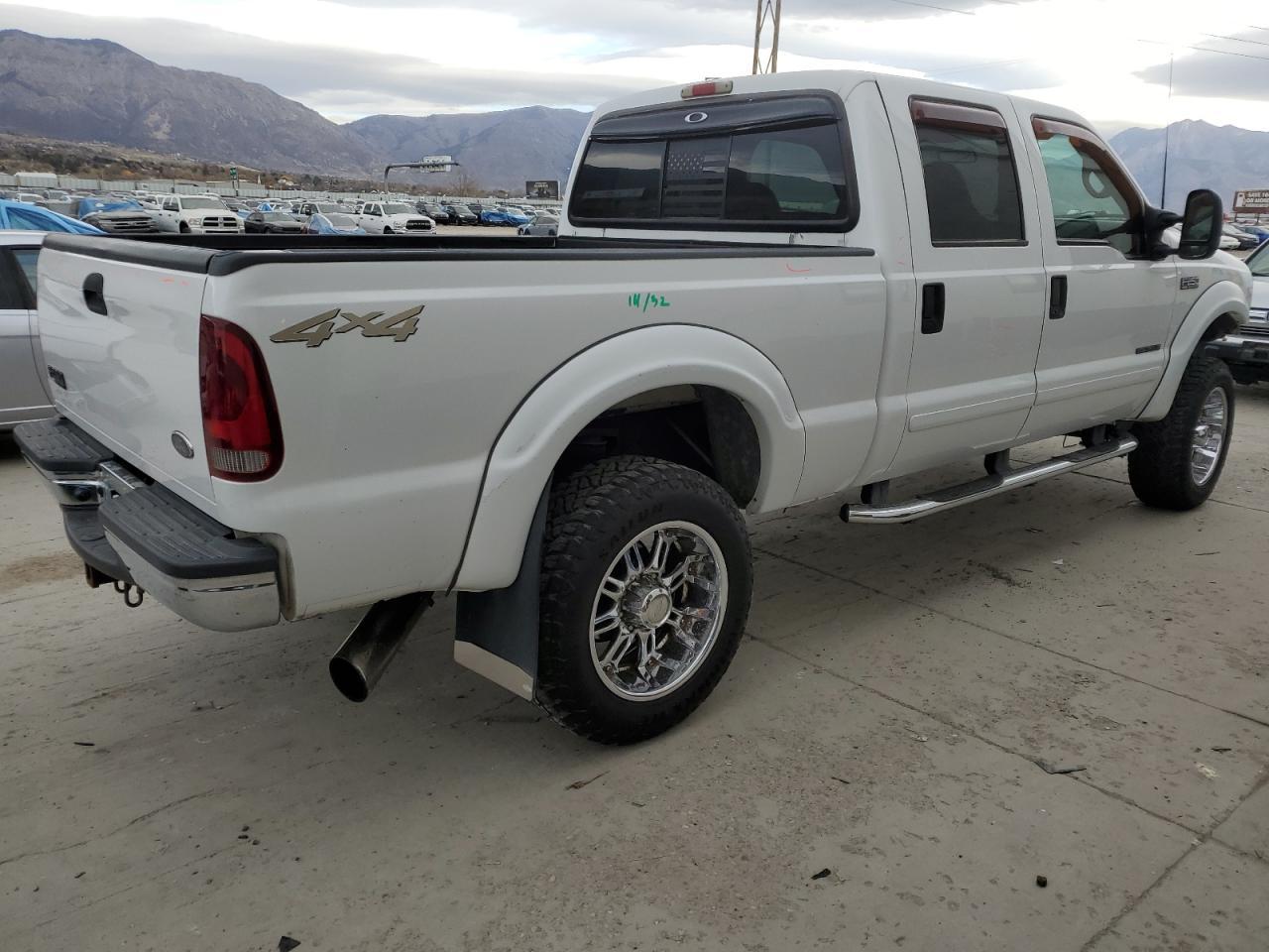 2001 Ford F250 Super Duty - Image 3
