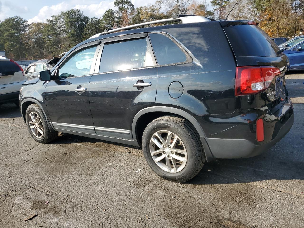 2014 Kia Sorento Lx - Image 2