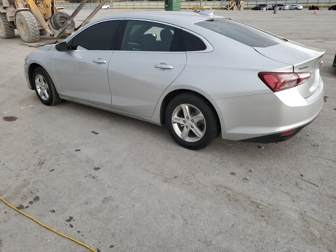 2022 Chevrolet Malibu Lt - Image 2