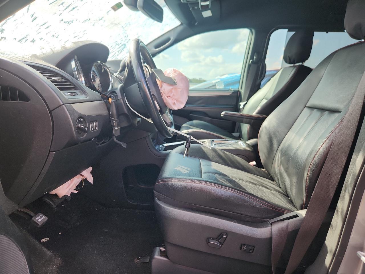 2019 Dodge Grand Caravan Gt - Image 7
