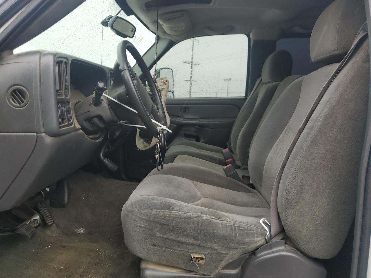 2004 Chevrolet Silverado K2500 Heavy Duty - Фото 7
