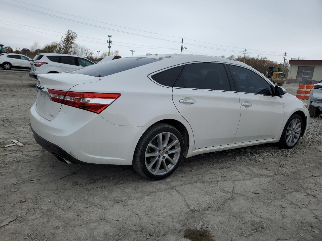 2014 Toyota Avalon Base - Фото 3