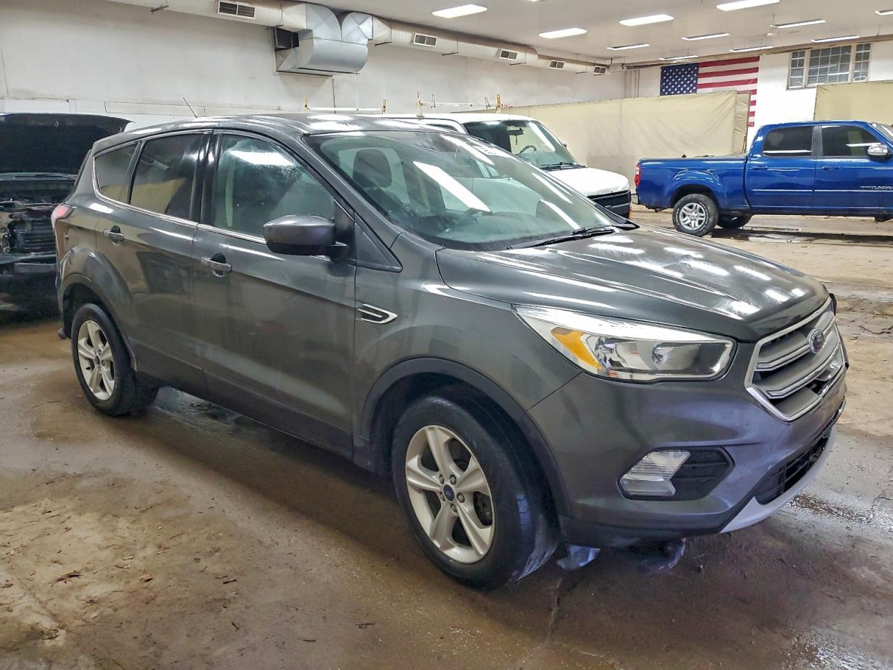 2017 Ford Escape Se - Фото 4