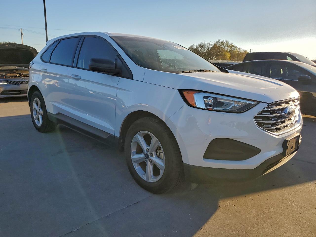 2019 Ford Edge Se - Image 4