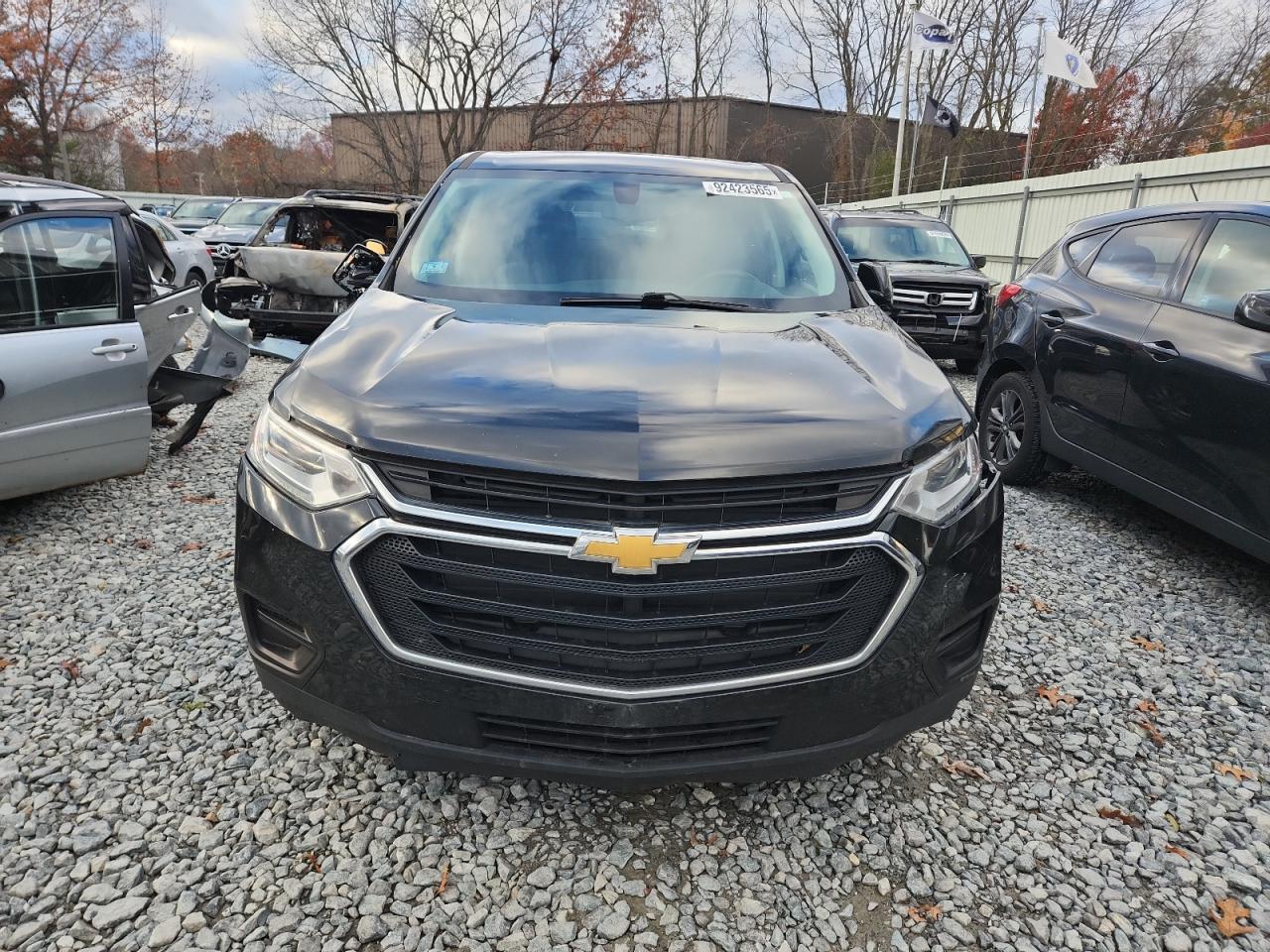 2019 Chevrolet Traverse Ls - Фото 5
