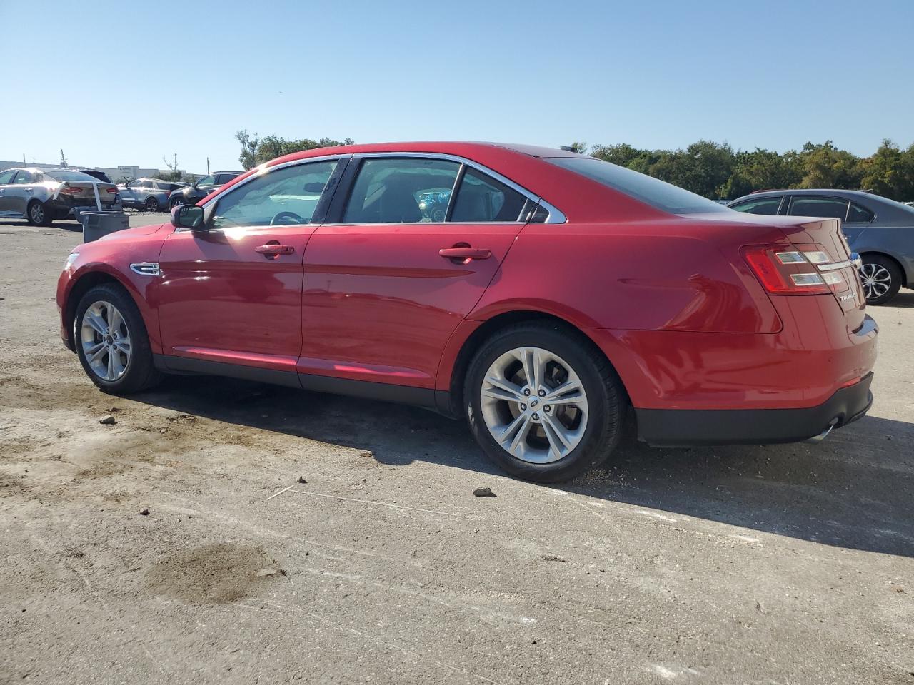 2017 Ford Taurus Sel - Image 2