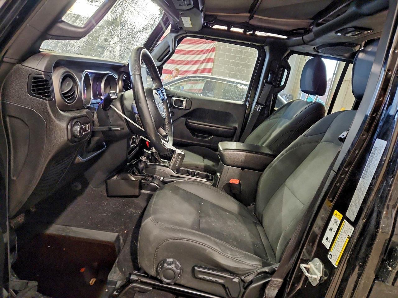 2018 Jeep Wrangler Unlimited Sport - Фото 7