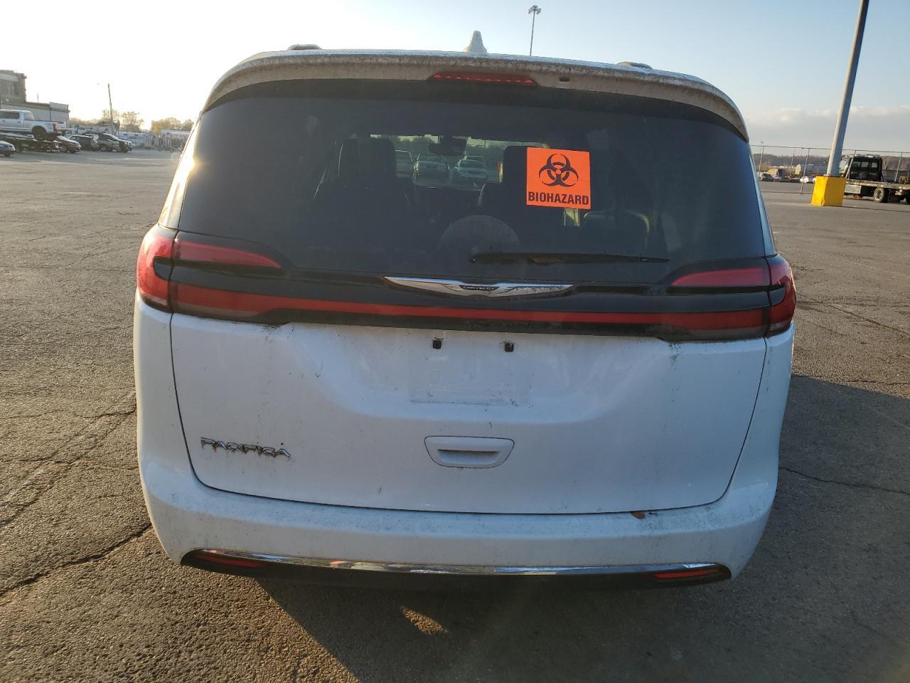 2022 Chrysler Pacifica Touring L - Фото 6