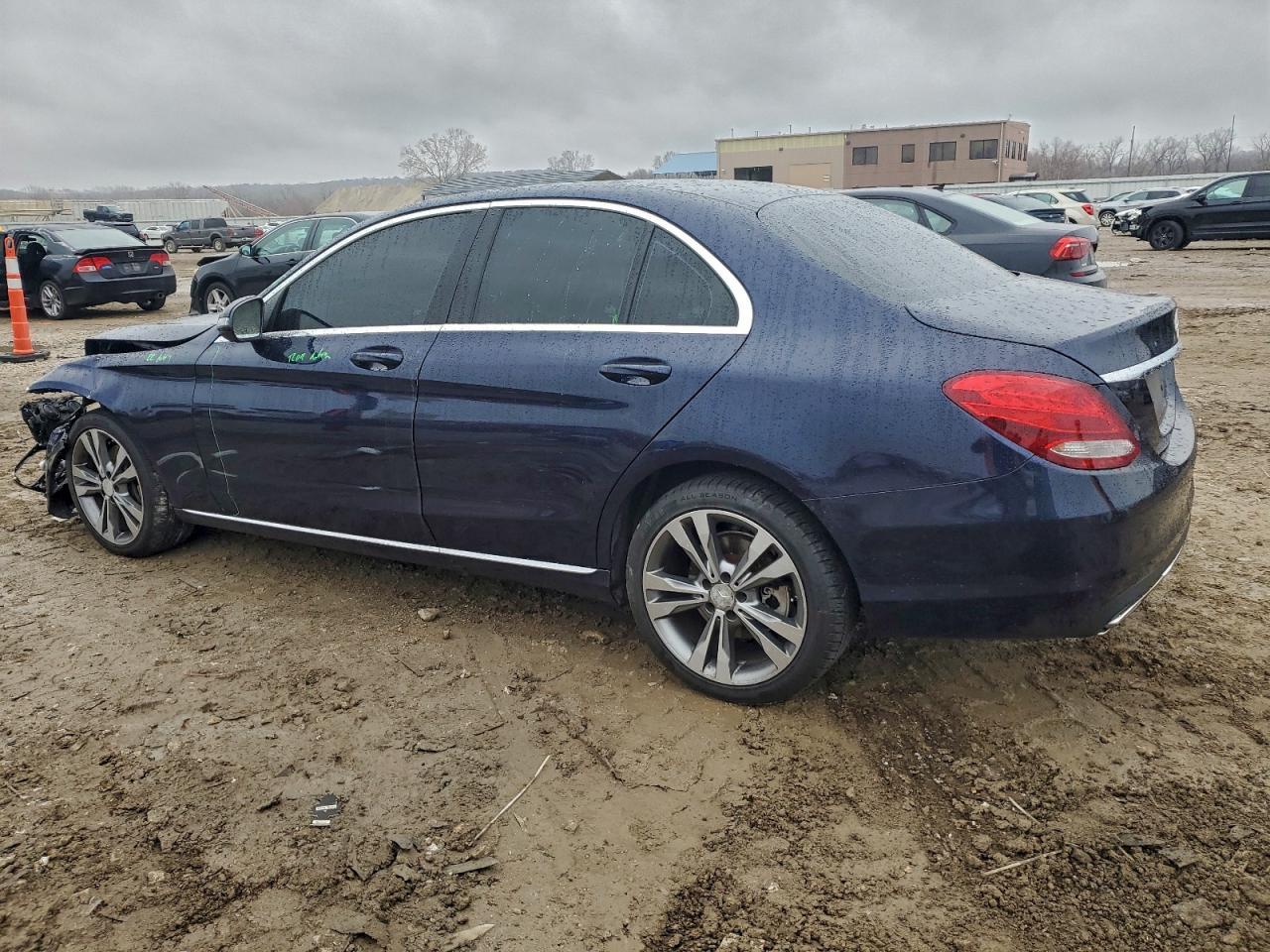 2016 Mercedes-Benz C 300 4Matic - Фото 2