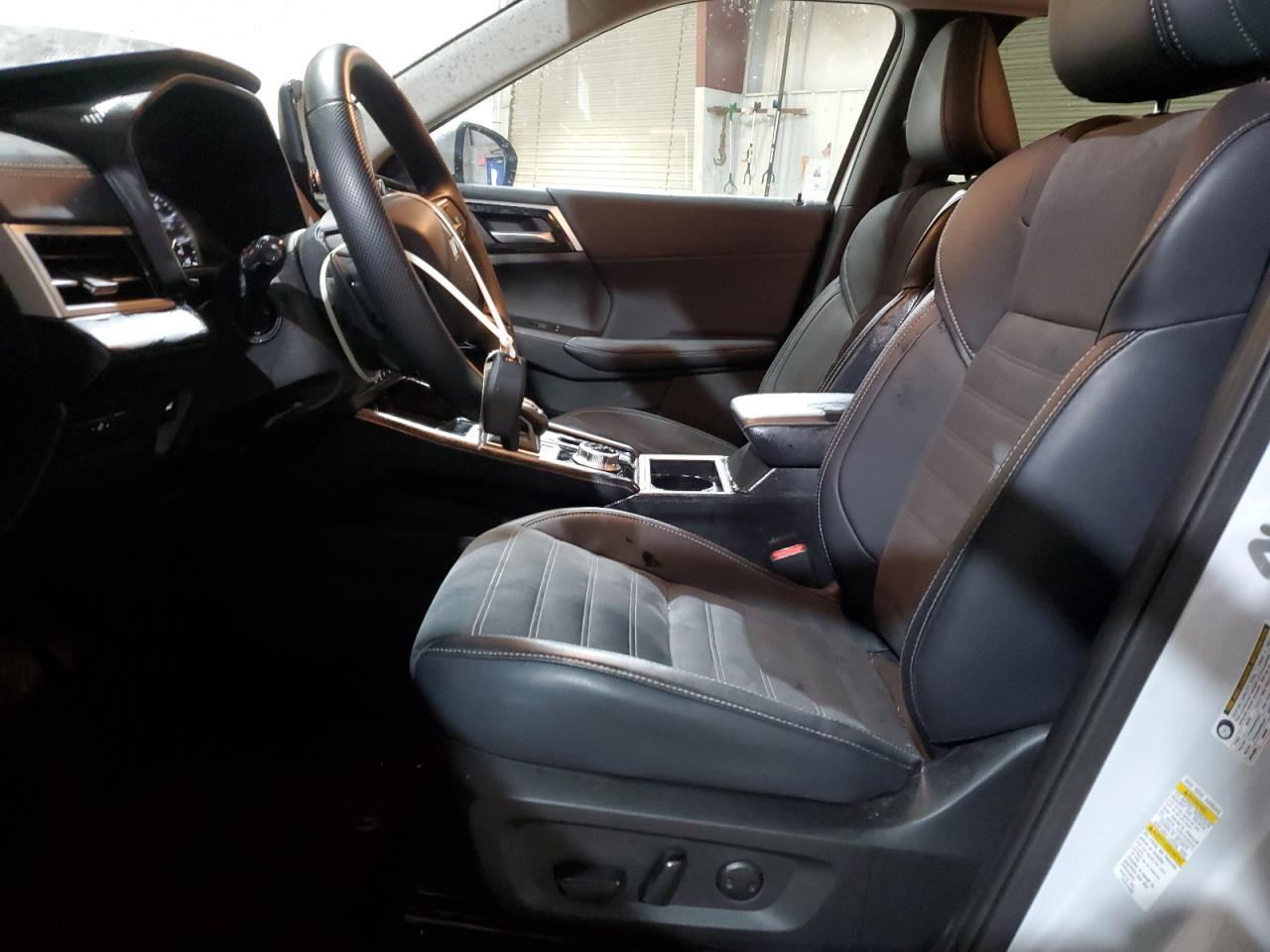 2024 Mitsubishi Outlander Se - Image 7