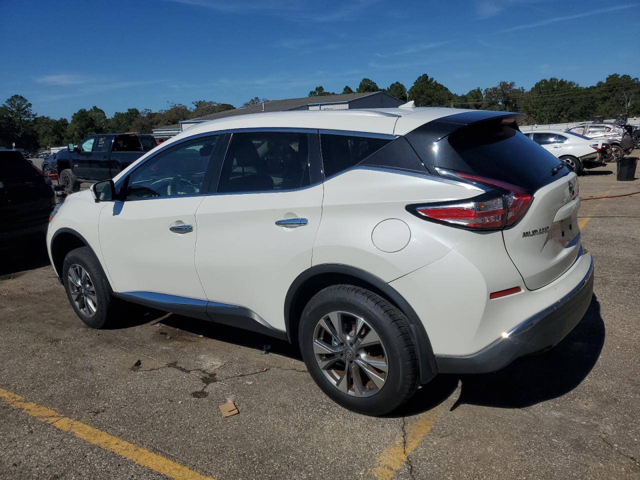 2015 Nissan Murano Sl - Image 2