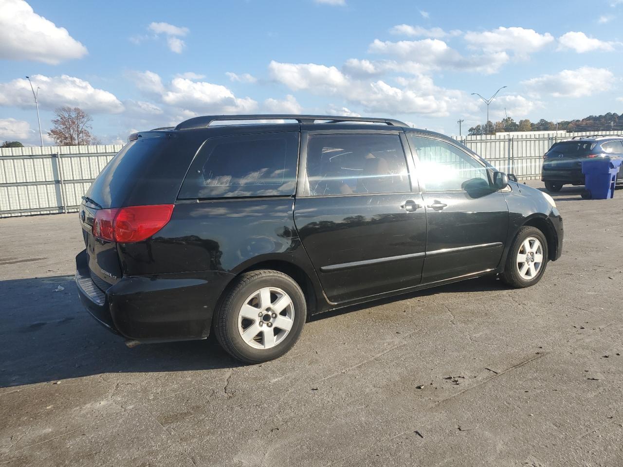 2008 Toyota Sienna Ce - Фото 3