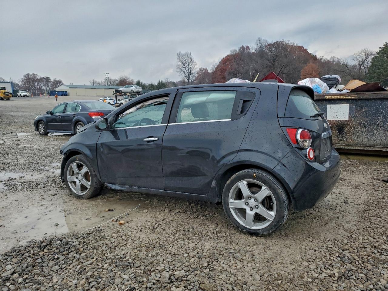 2015 Chevrolet Sonic Ltz - Фото 2