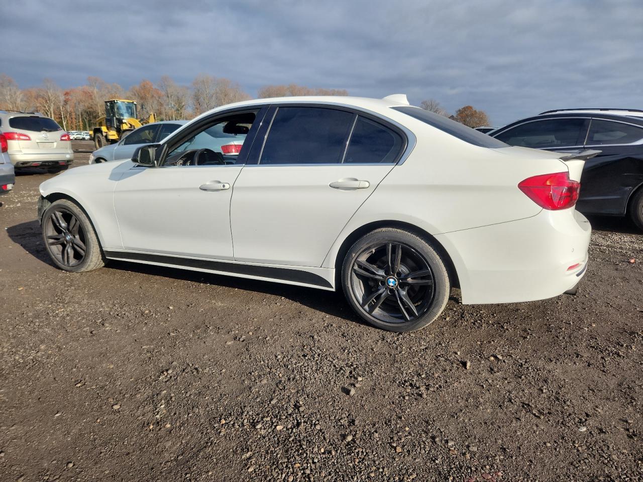 2017 BMW 330 Xi - Image 2