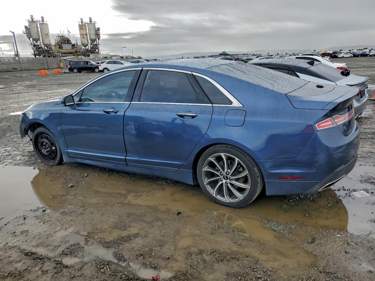 2019 Lincoln Mkz Reserve I - Image 2