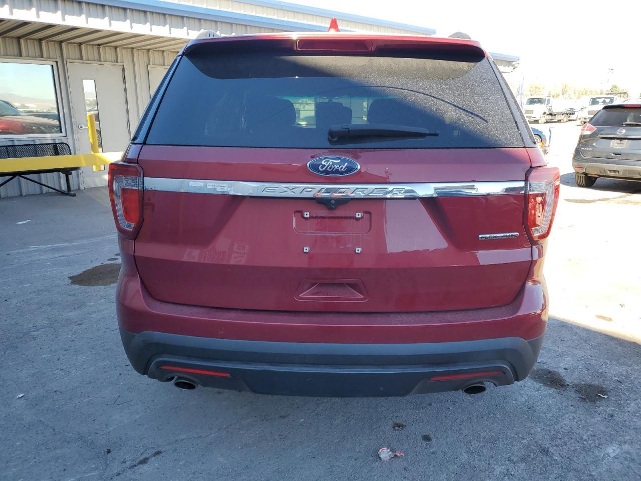 2016 Ford Explorer - Image 6