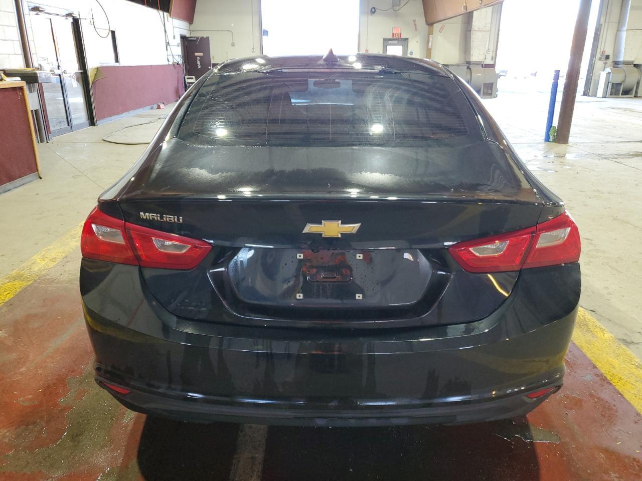 2022 Chevrolet Malibu Ls - Фото 6