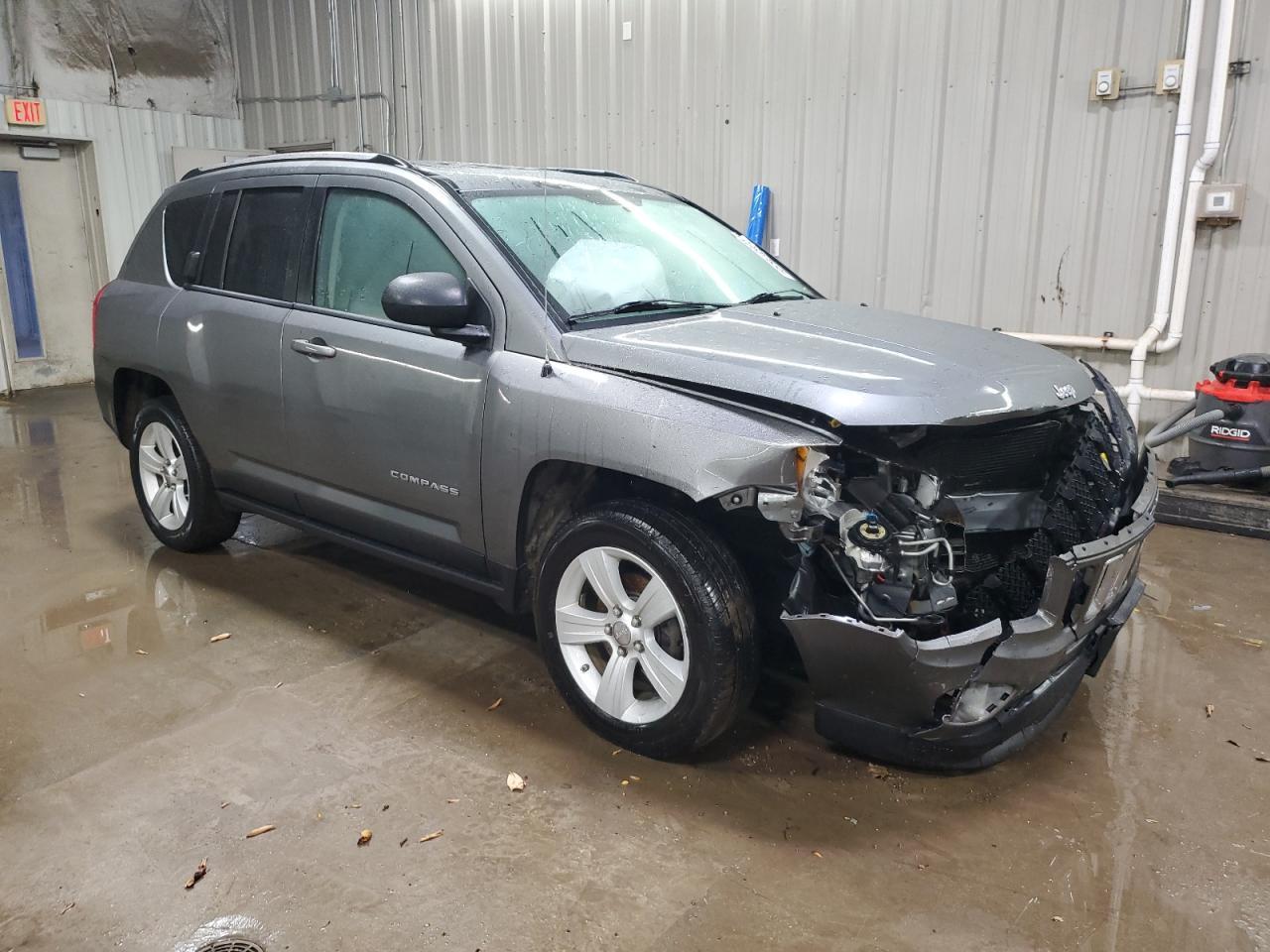 2011 Jeep Compass Sport - Фото 4