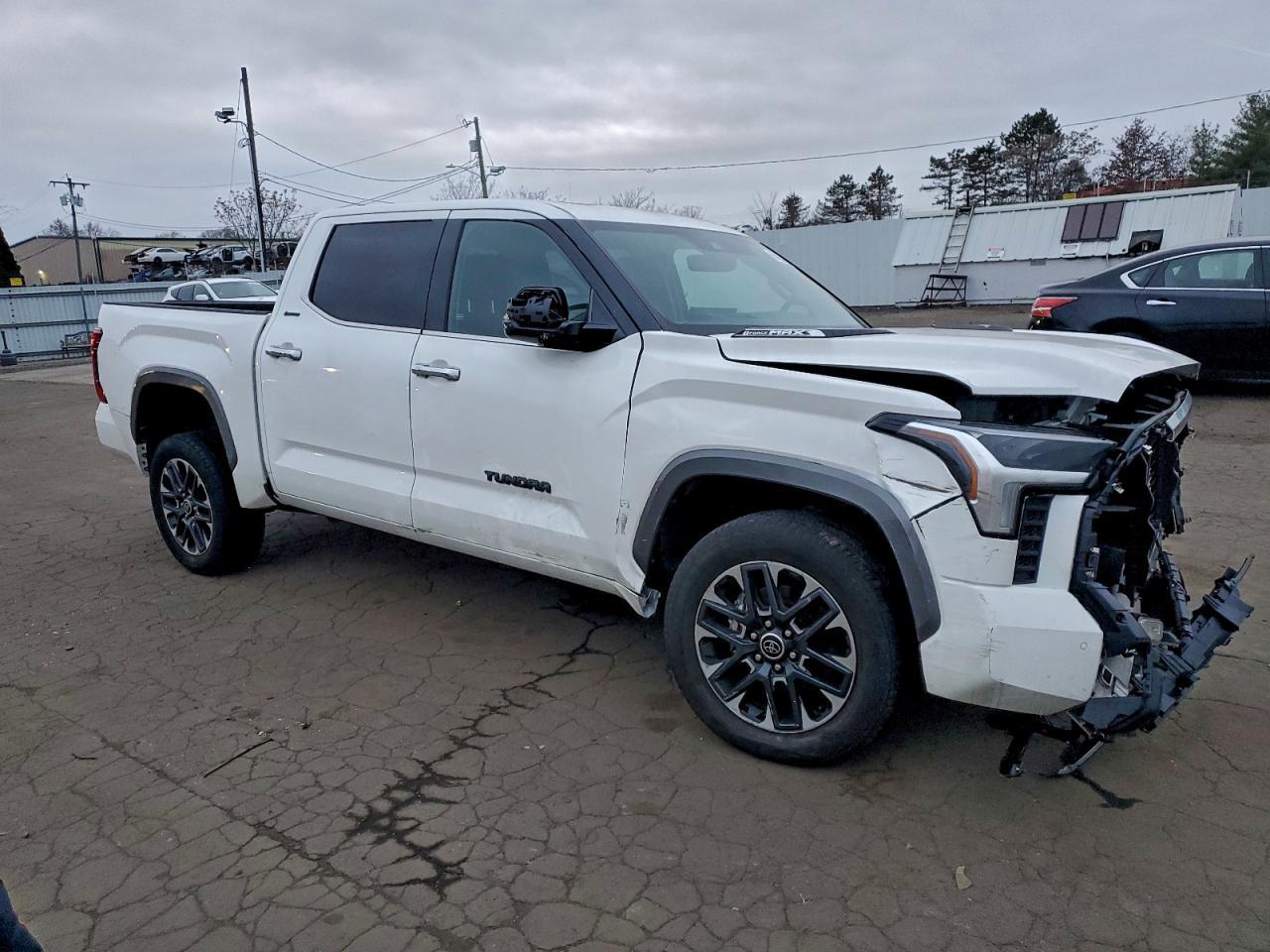 2023 Toyota Tundra Crewmax Limited - Фото 4