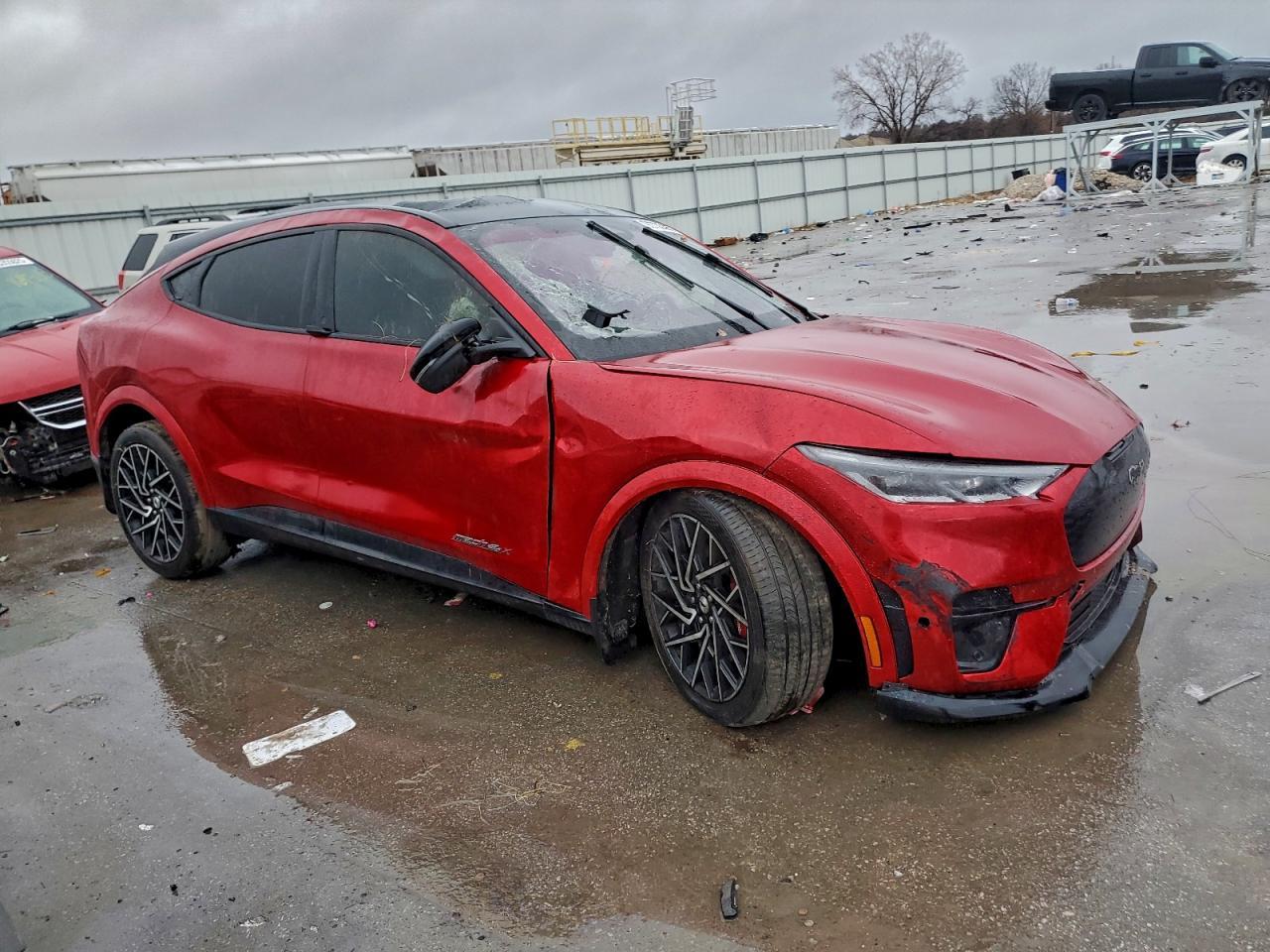 2022 Ford Mustang Mach-E Gt - Фото 4