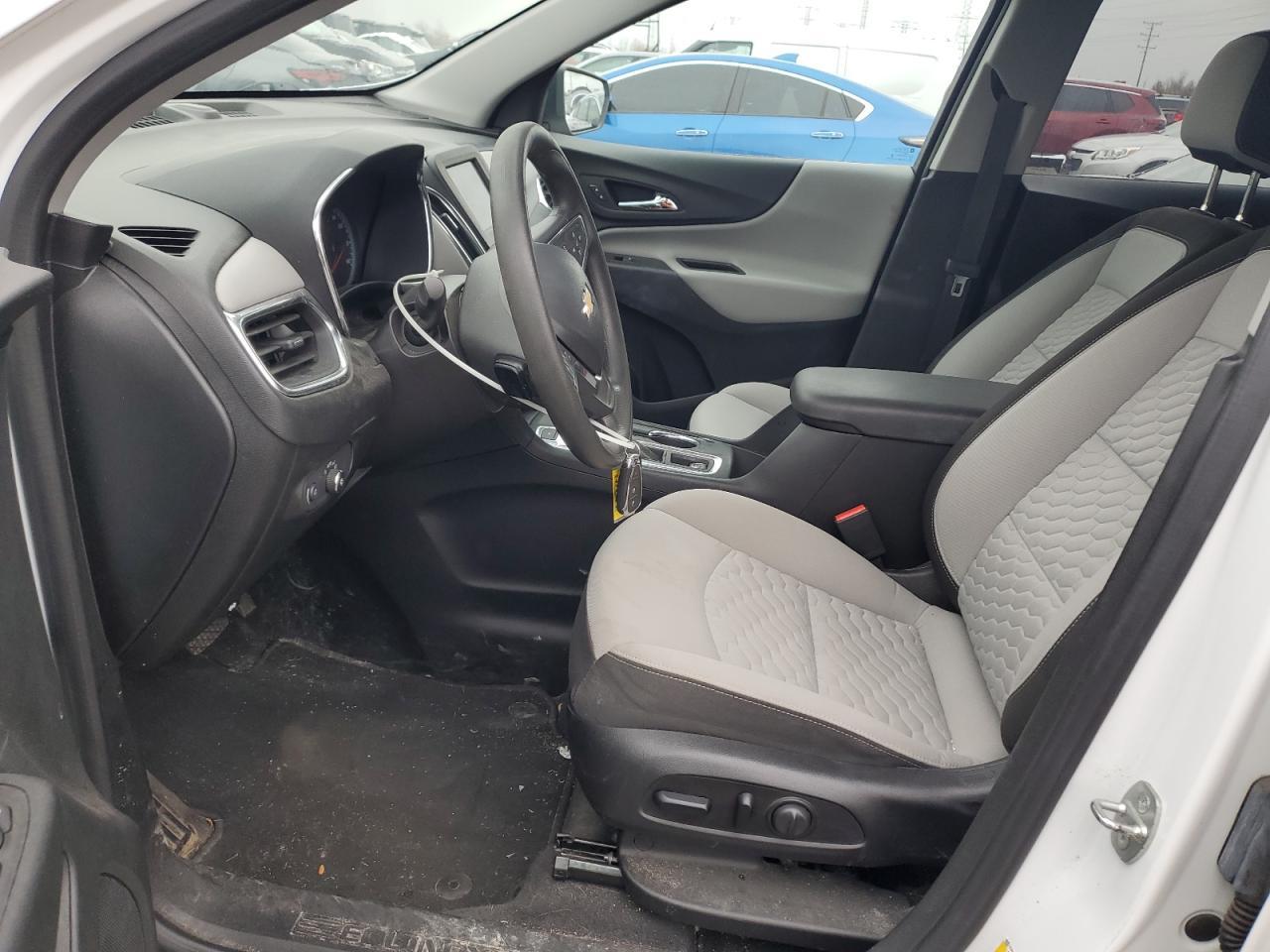 2020 Chevrolet Equinox Ls - Image 7