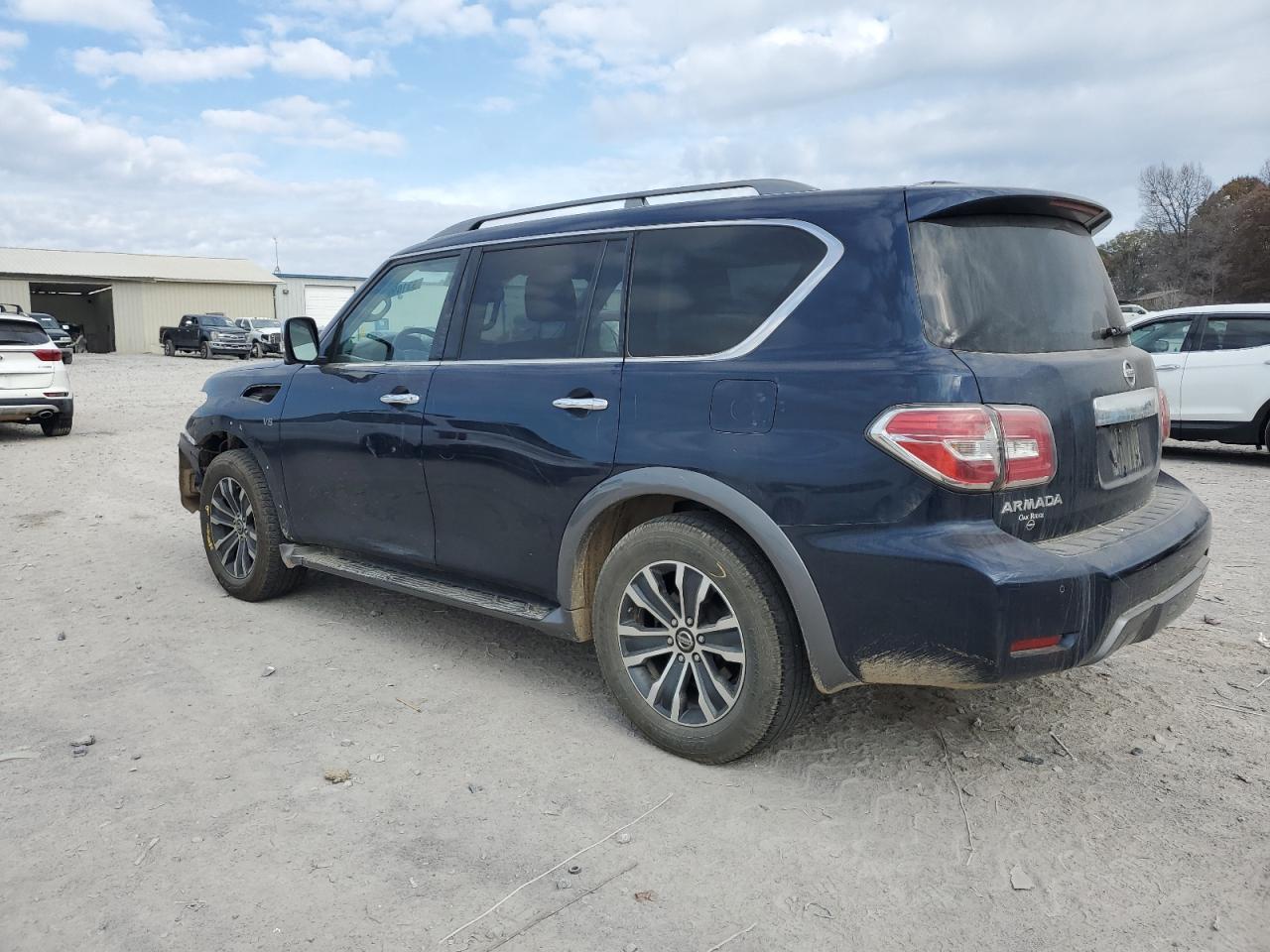 2020 Nissan Armada Sv - Image 2