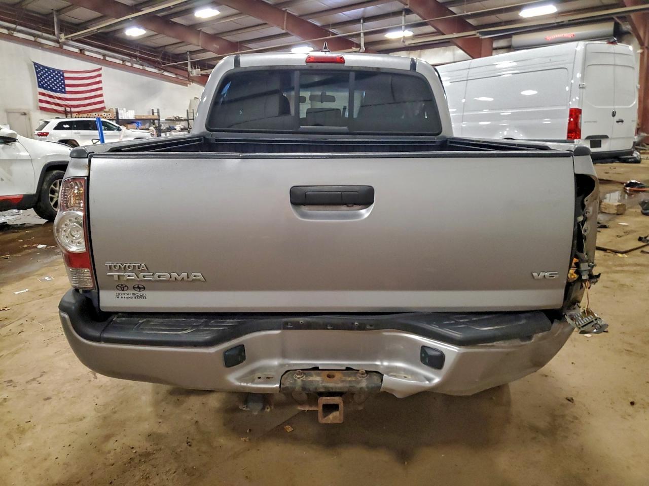 2015 Toyota Tacoma Double Cab - Фото 6