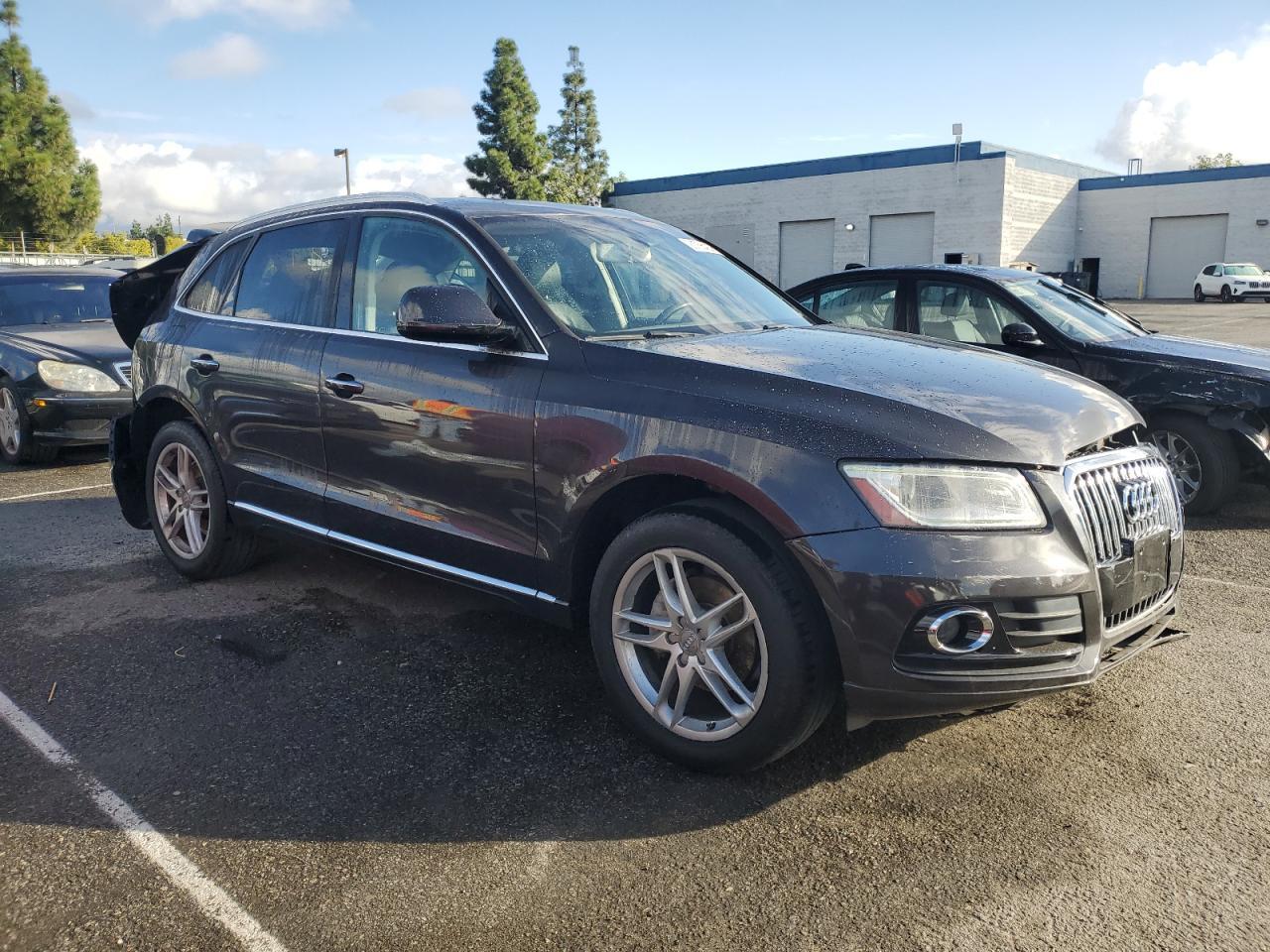 2015 Audi Q5 Premium - Image 4