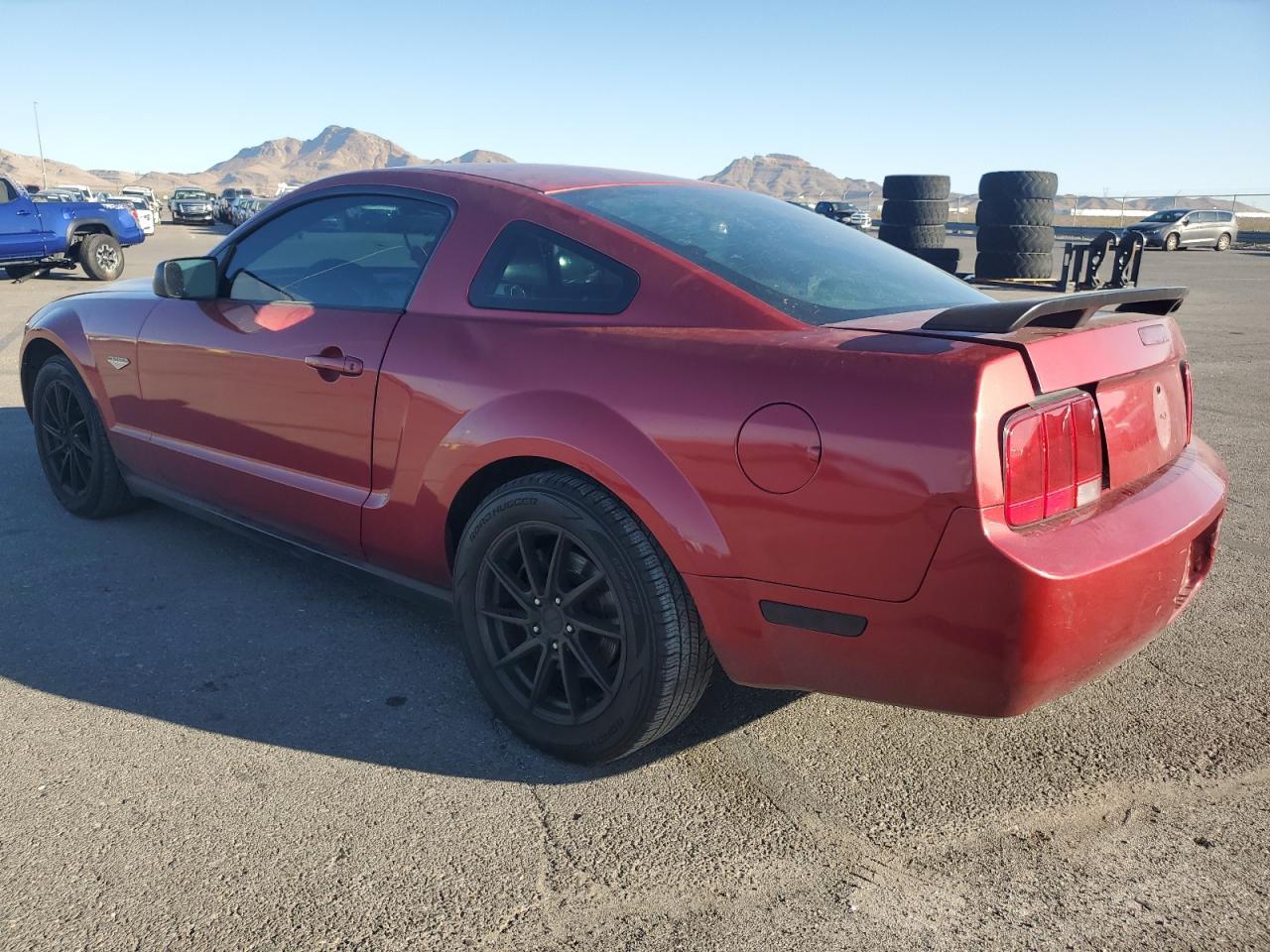 2006 Ford Mustang - Фото 2