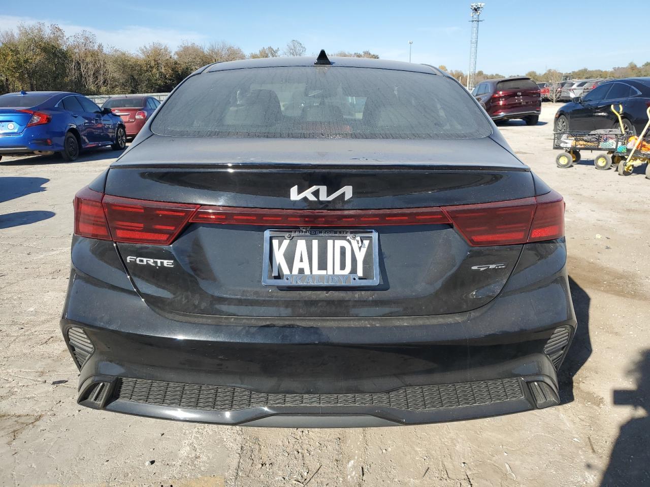 2024 Kia Forte Gt Line - Фото 6