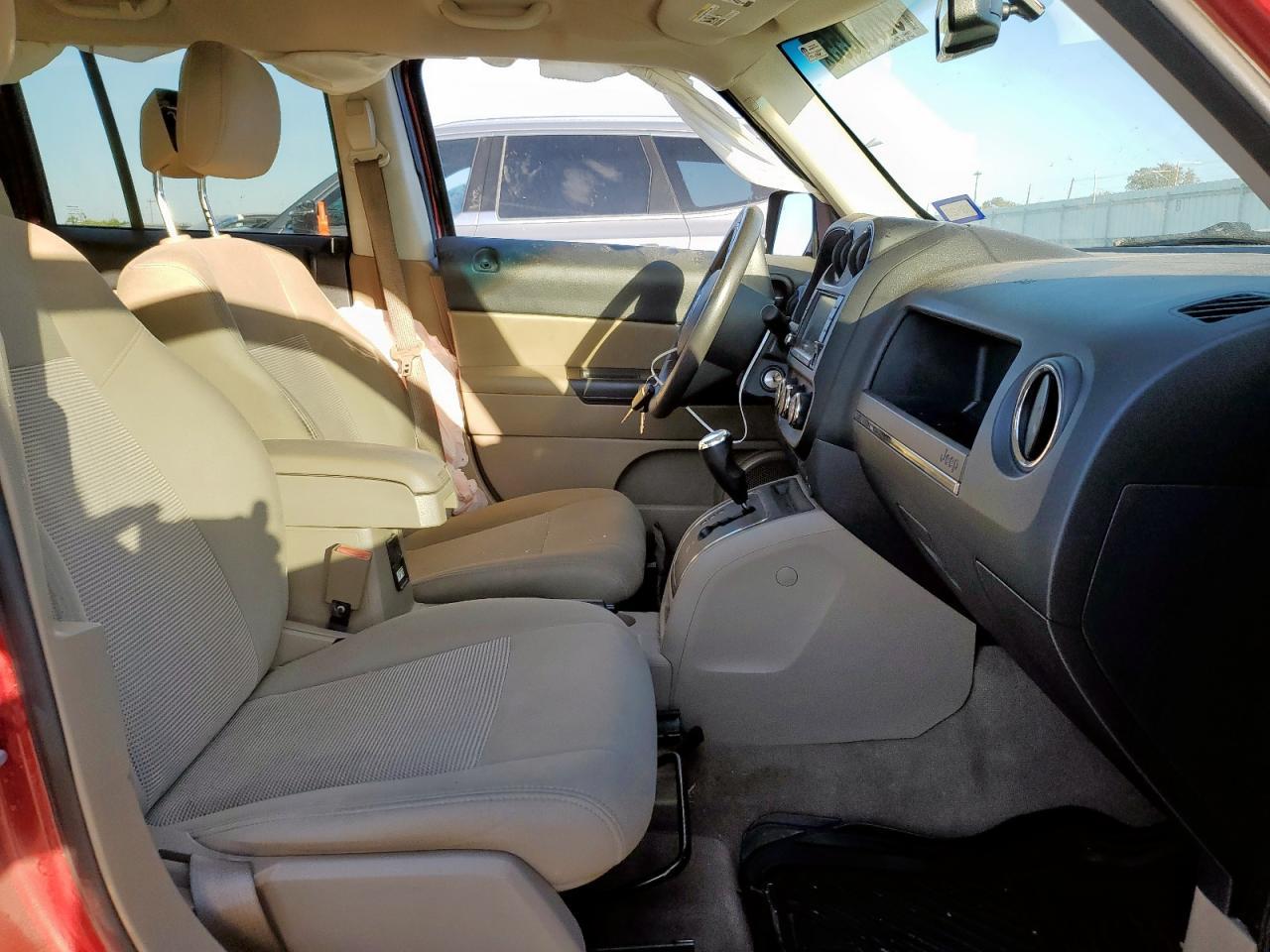 2016 Jeep Patriot Latitude - Image 7