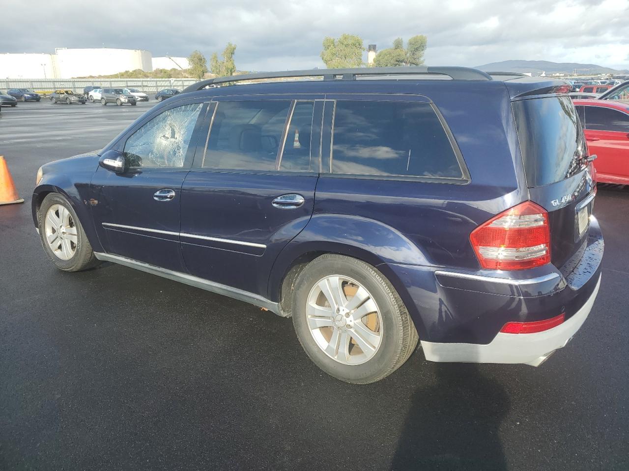 2007 Mercedes-Benz Gl 450 4Matic - Image 2