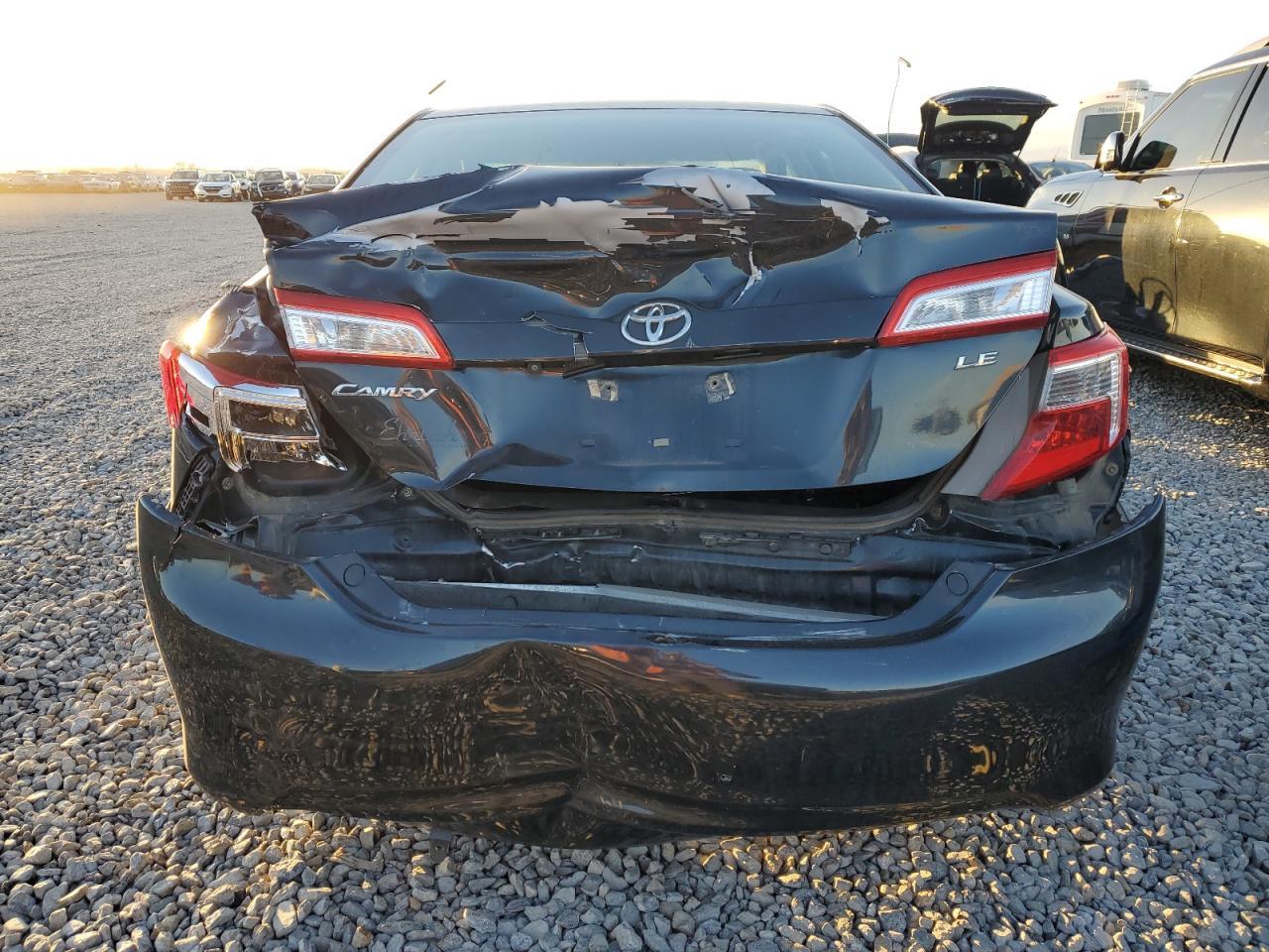 2014 Toyota Uk - Фото 6