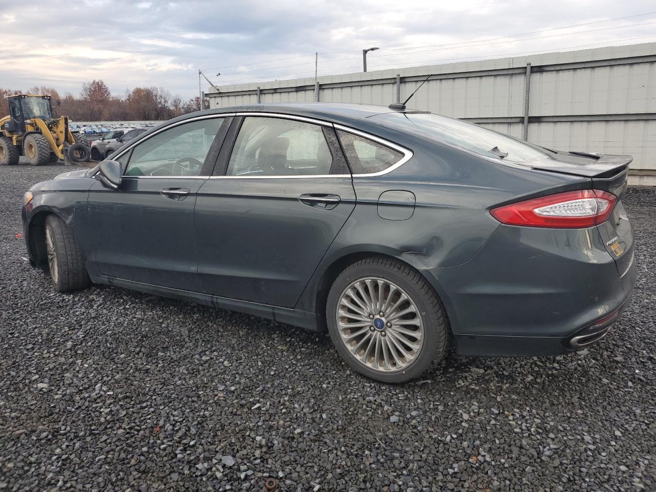 2015 Ford Fusion Titanium - Image 2