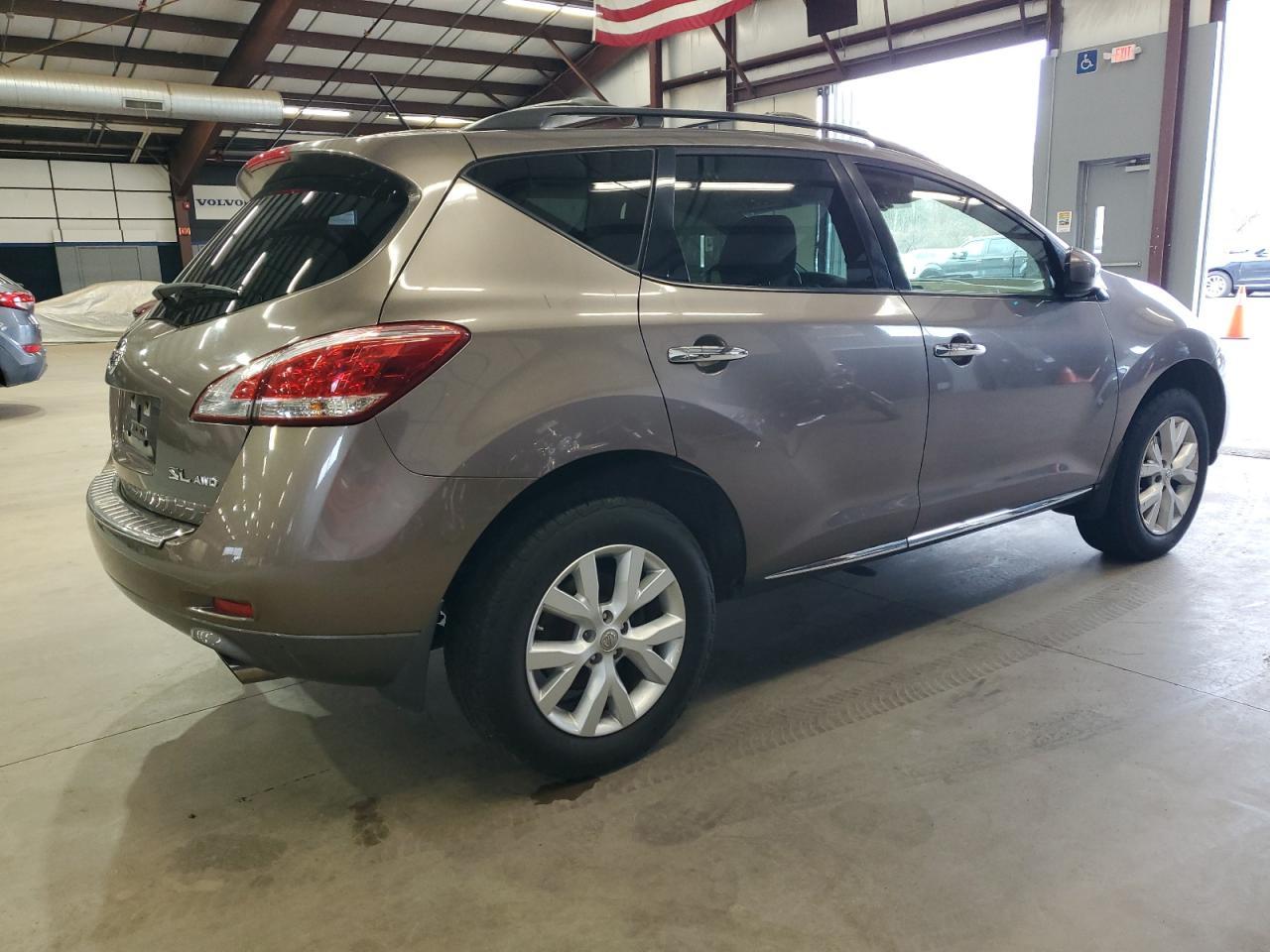 2012 Nissan Murano S - Image 3