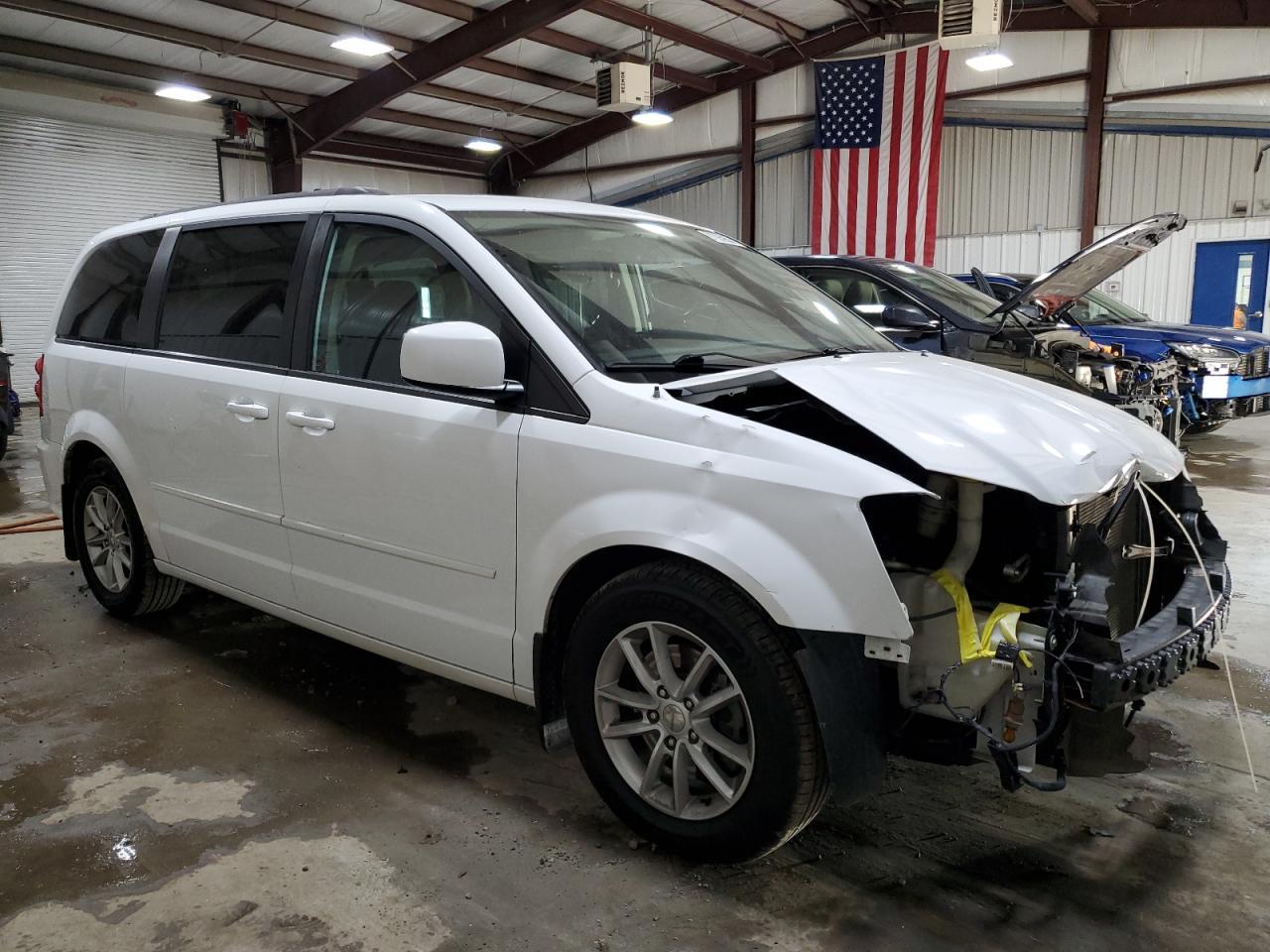 2014 Dodge Grand Caravan Sxt - Image 4