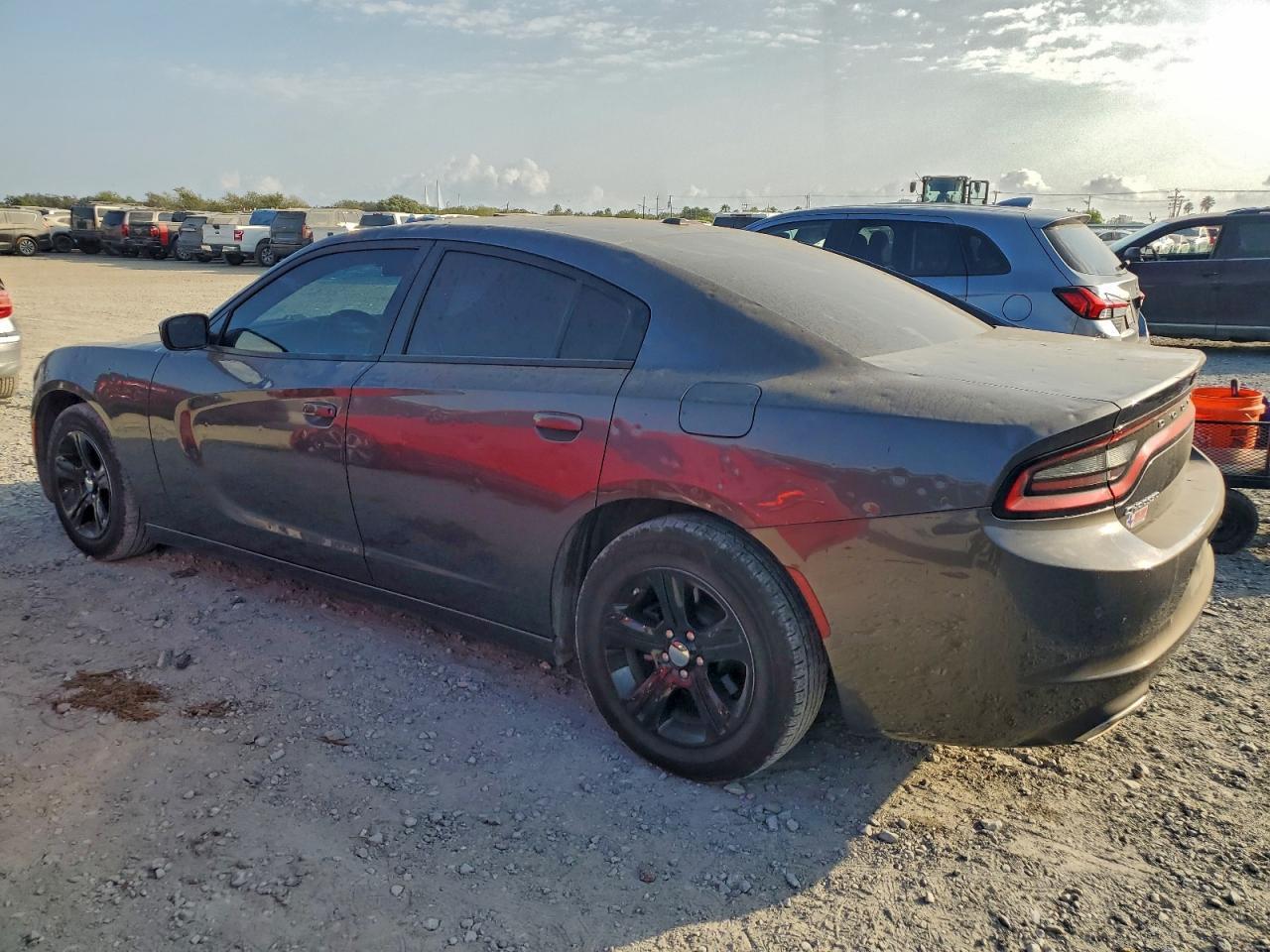 2022 Dodge Charger Sxt - Image 2