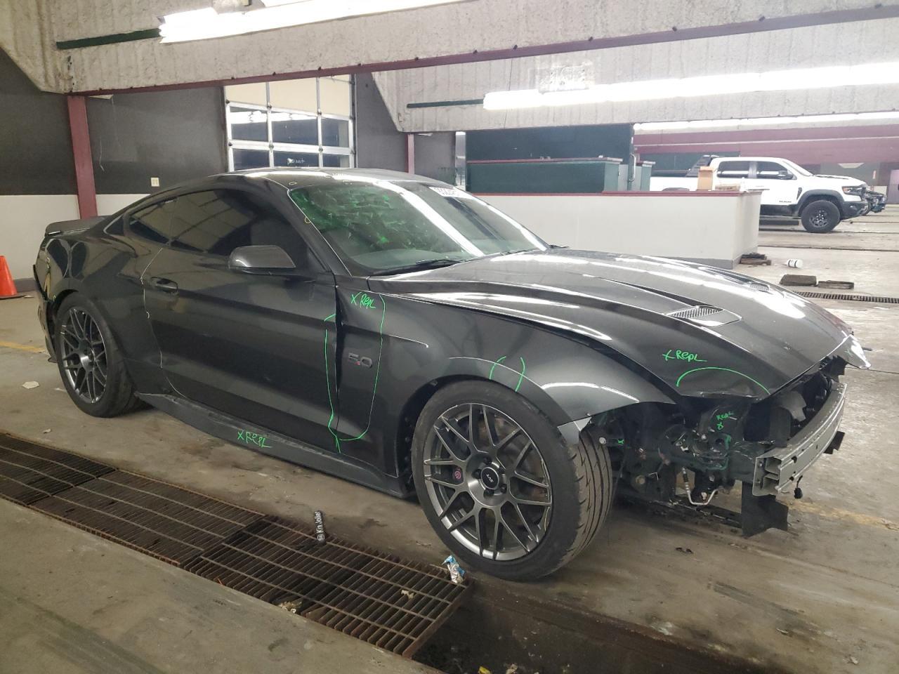 2019 Ford Mustang Gt - Фото 4