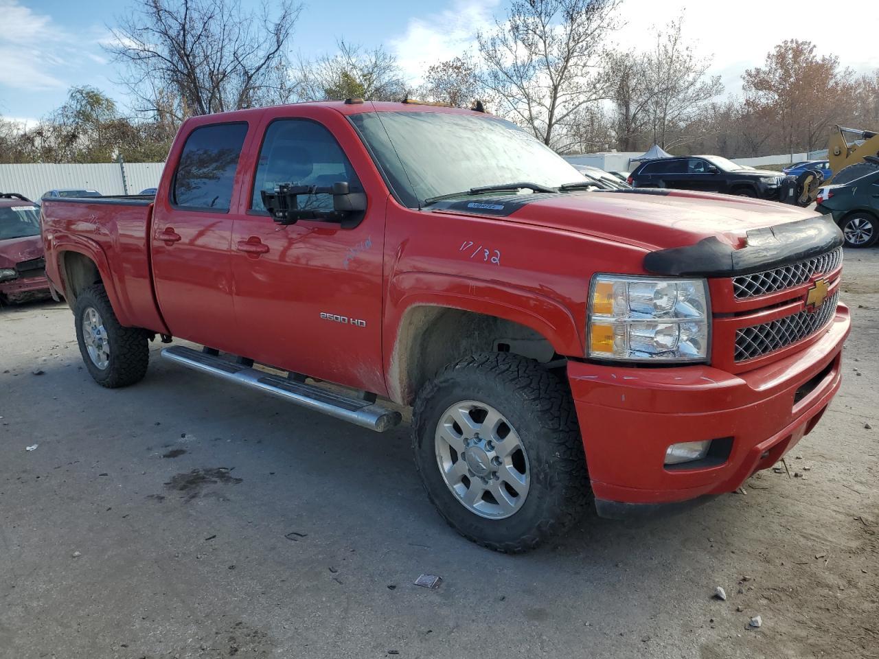 2012 Chevrolet Silverado K2500 Heavy Duty Lt - Image 4