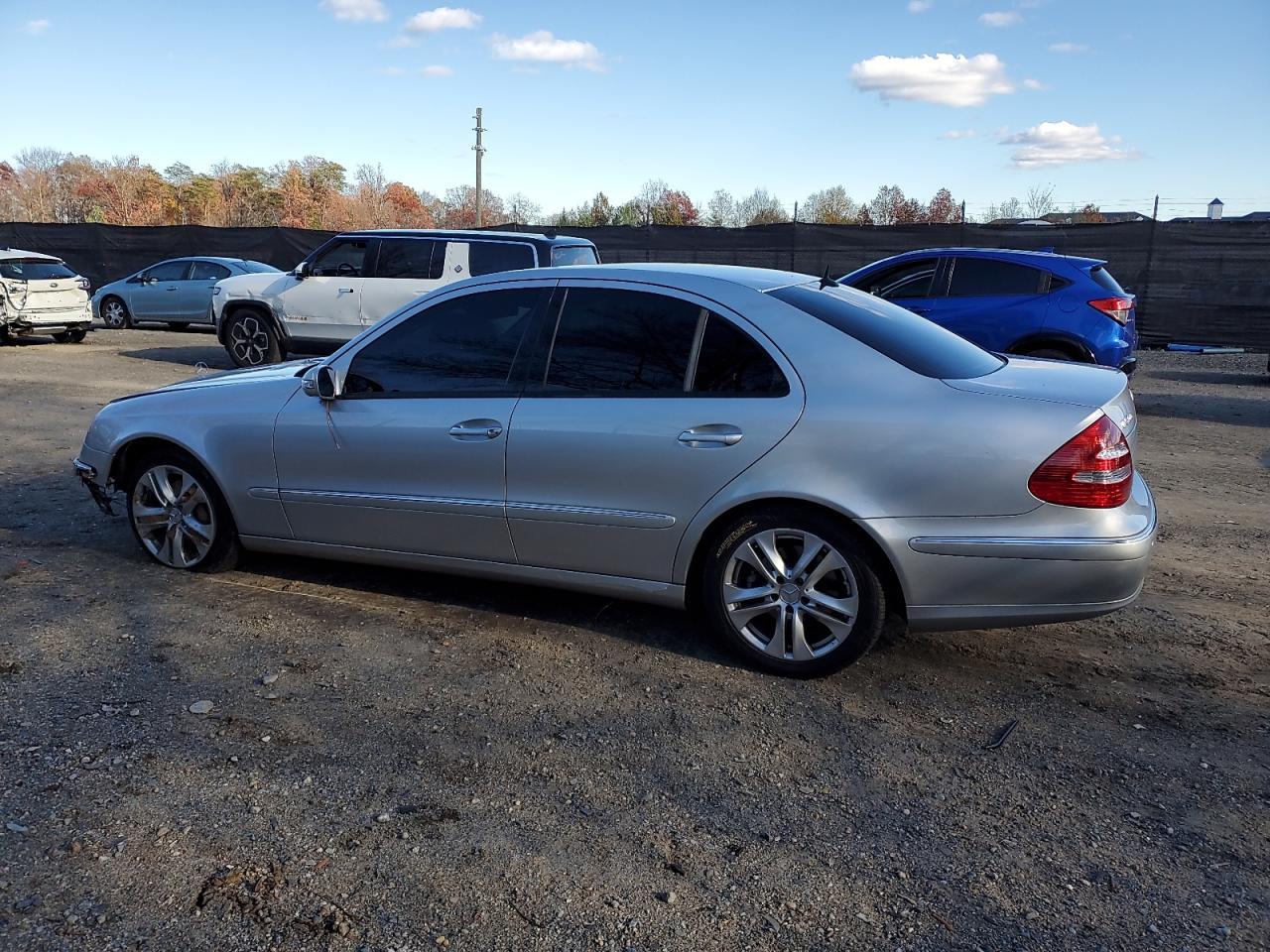 2003 Mercedes-Benz E 500 - Image 2