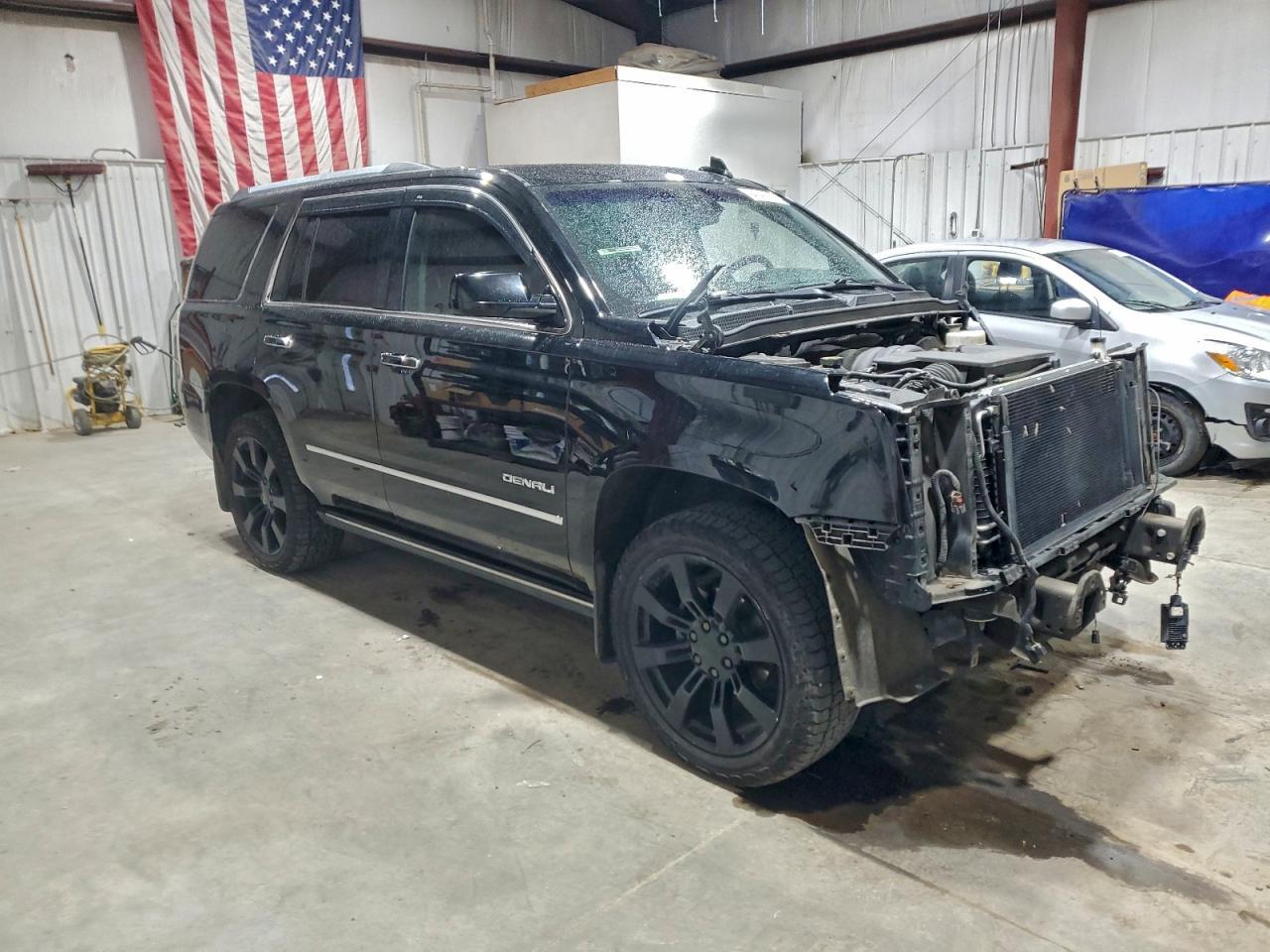 2018 GMC Yukon Denali - Фото 4