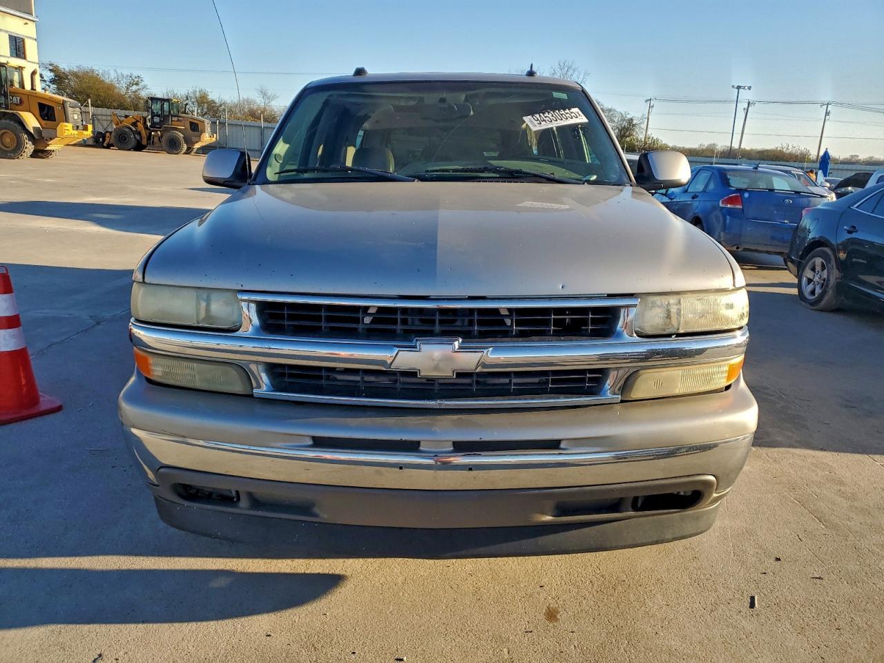 2005 Chevrolet Suburban C1500 - Image 5