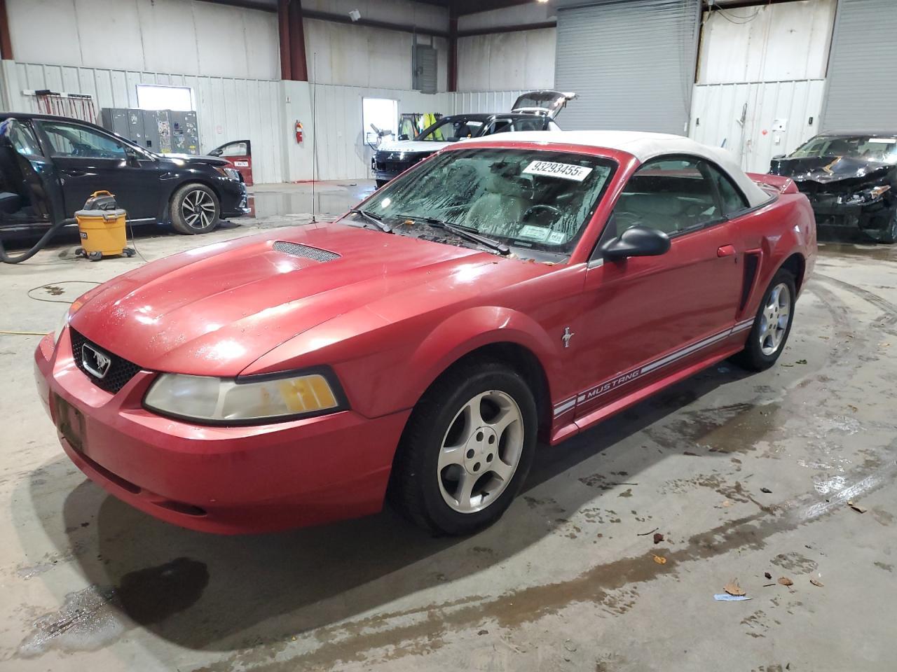 2000 Ford Mustang