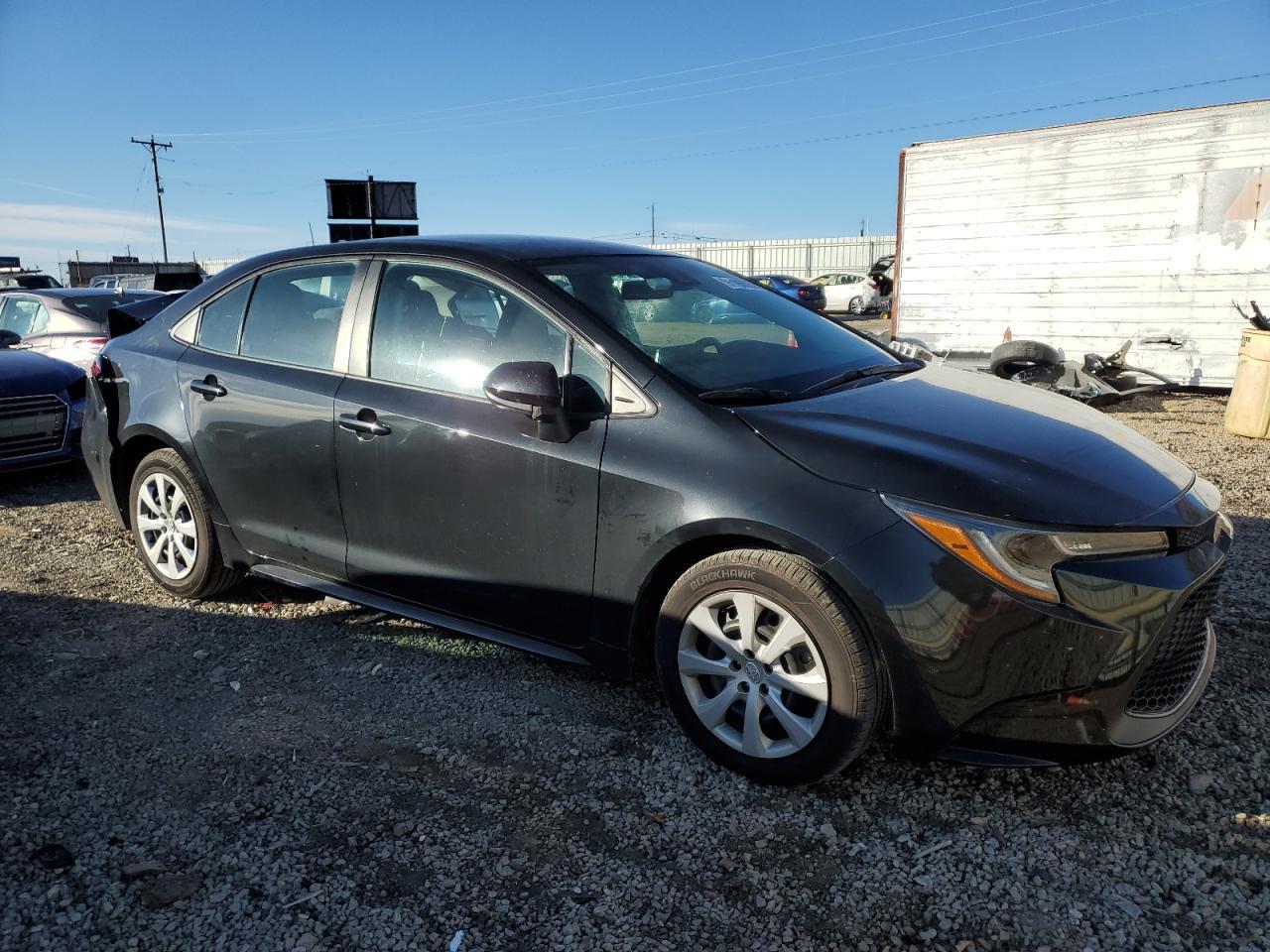 2021 Toyota Corolla Le - Image 4