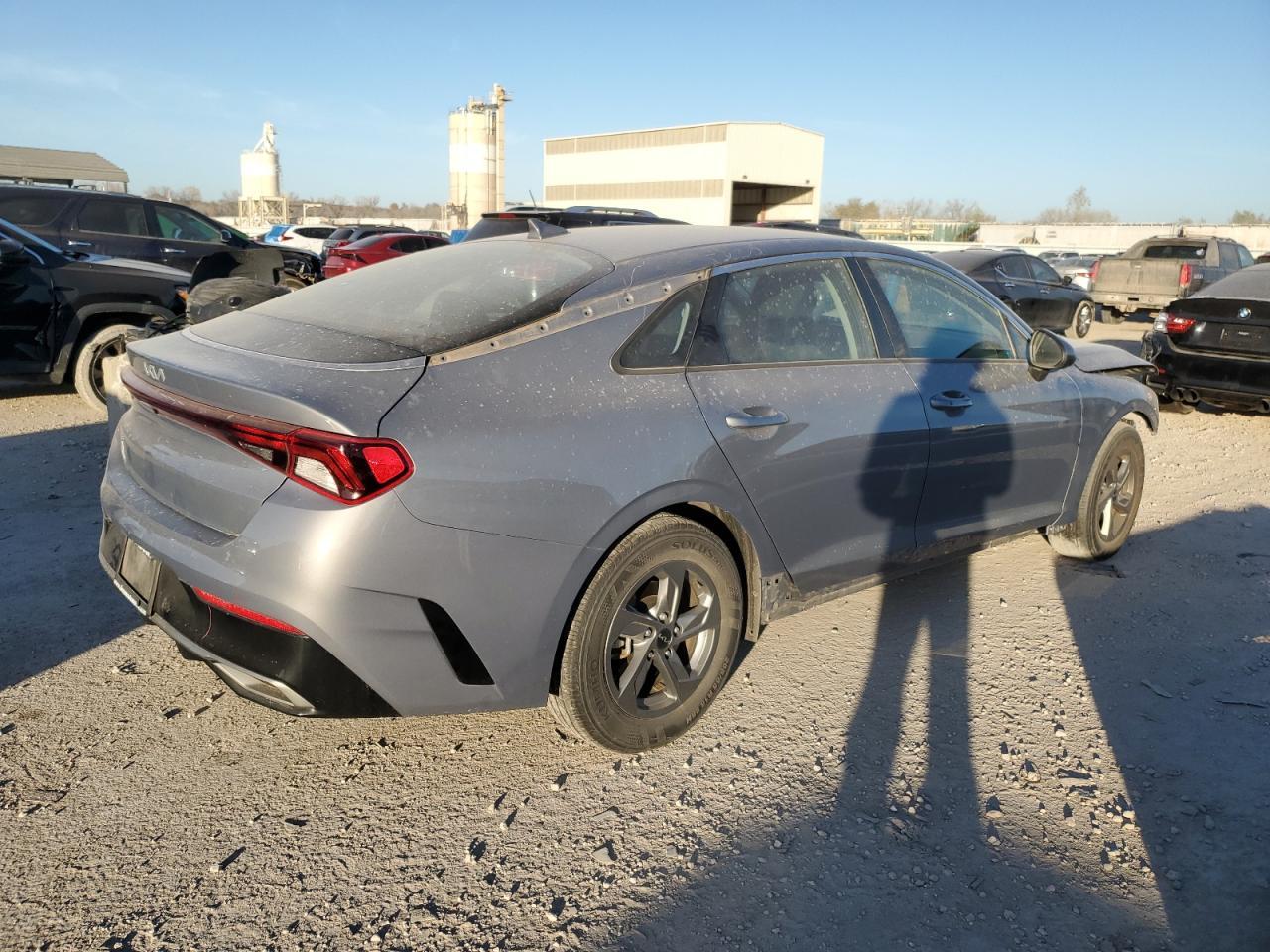 2022 Kia K5 Lxs - Image 3