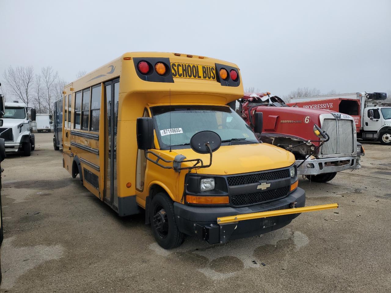 2013 Chevrolet Micro Bird G3500 - School Bus - Фото 4
