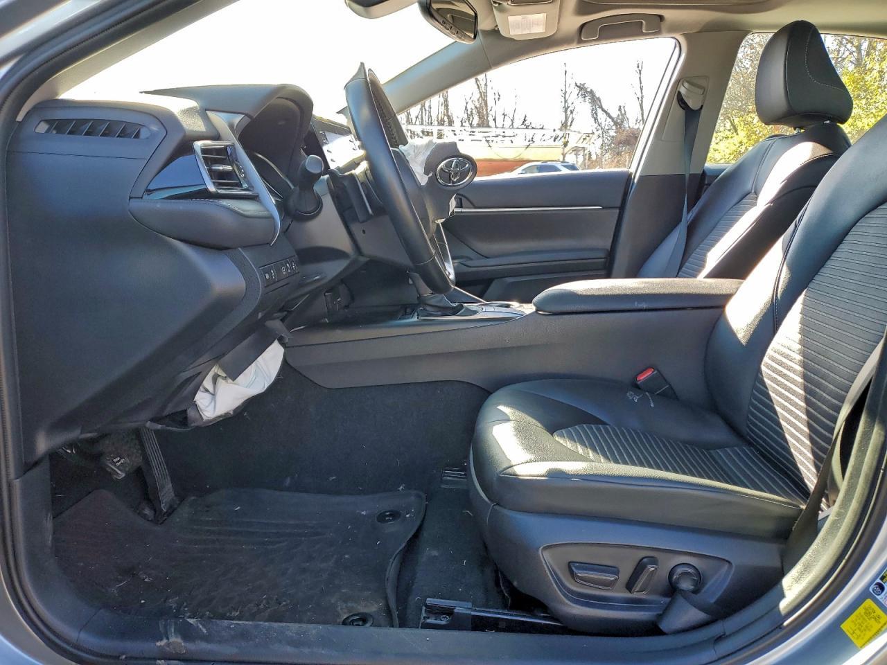 2024 Toyota Camry Se Night Shade - Image 7