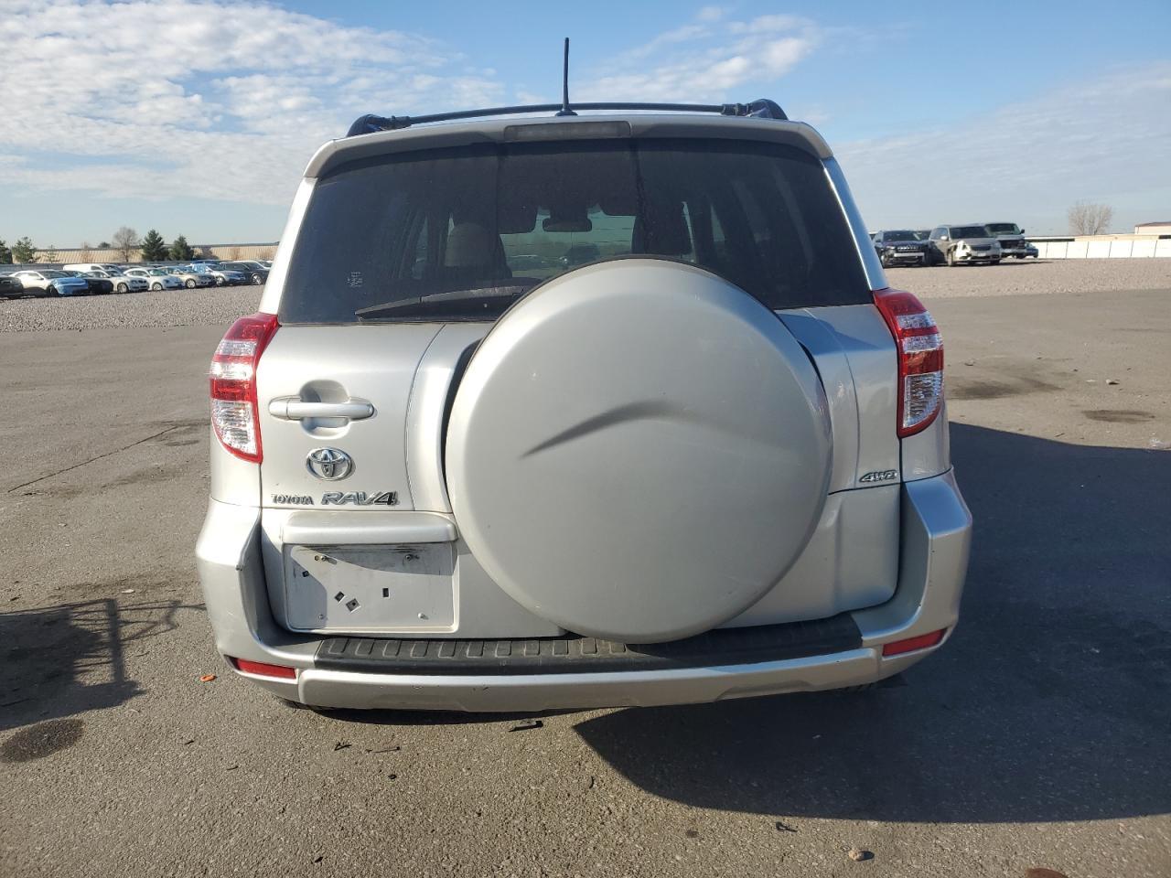 2009 Toyota Rav4 - Image 6