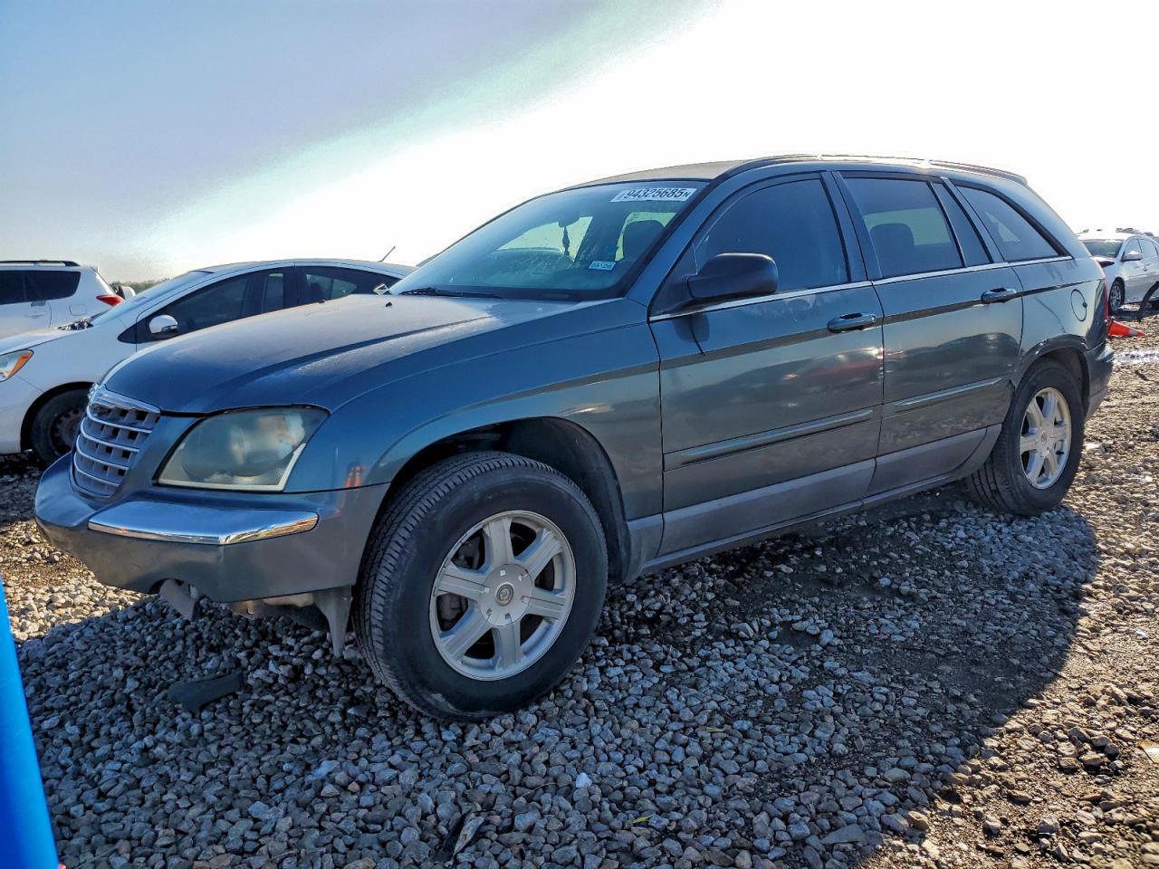 2005 Chrysler Pacifica Touring